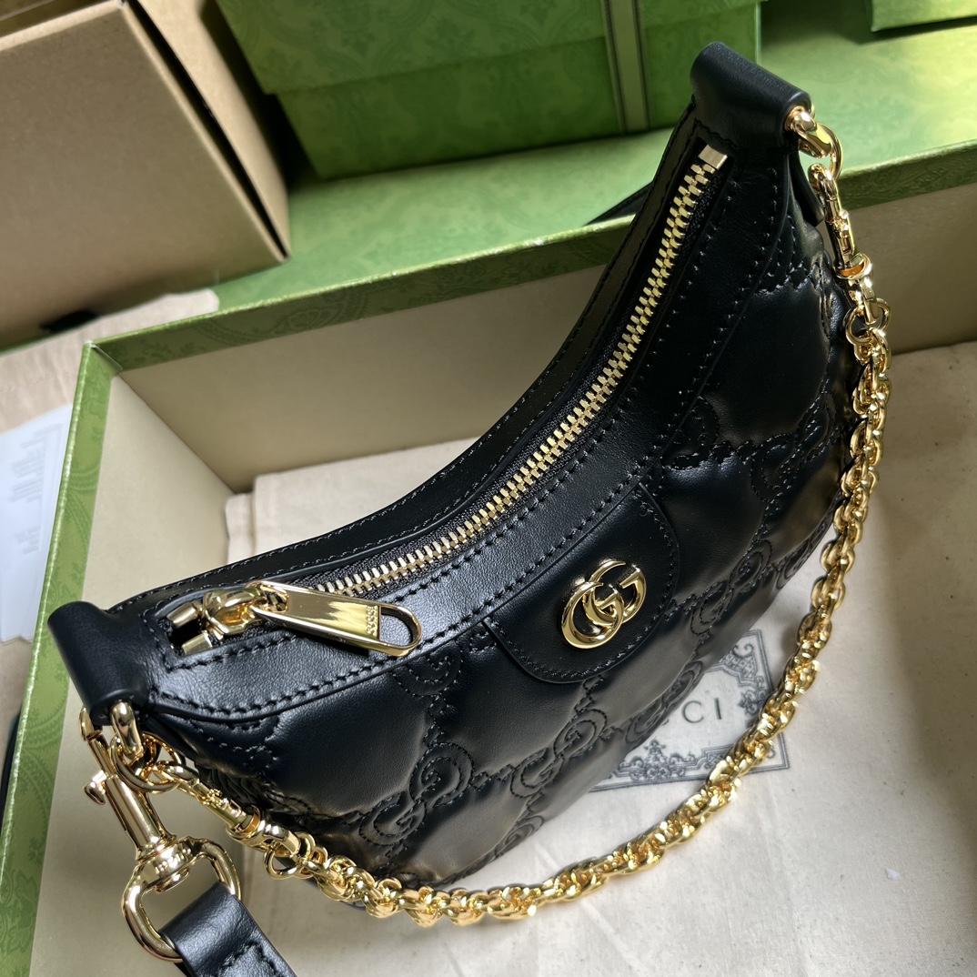 Bagsaaa Gvc*1 GG Matelassé Mini Shoulder Bag Black - 21x 14x 6cm