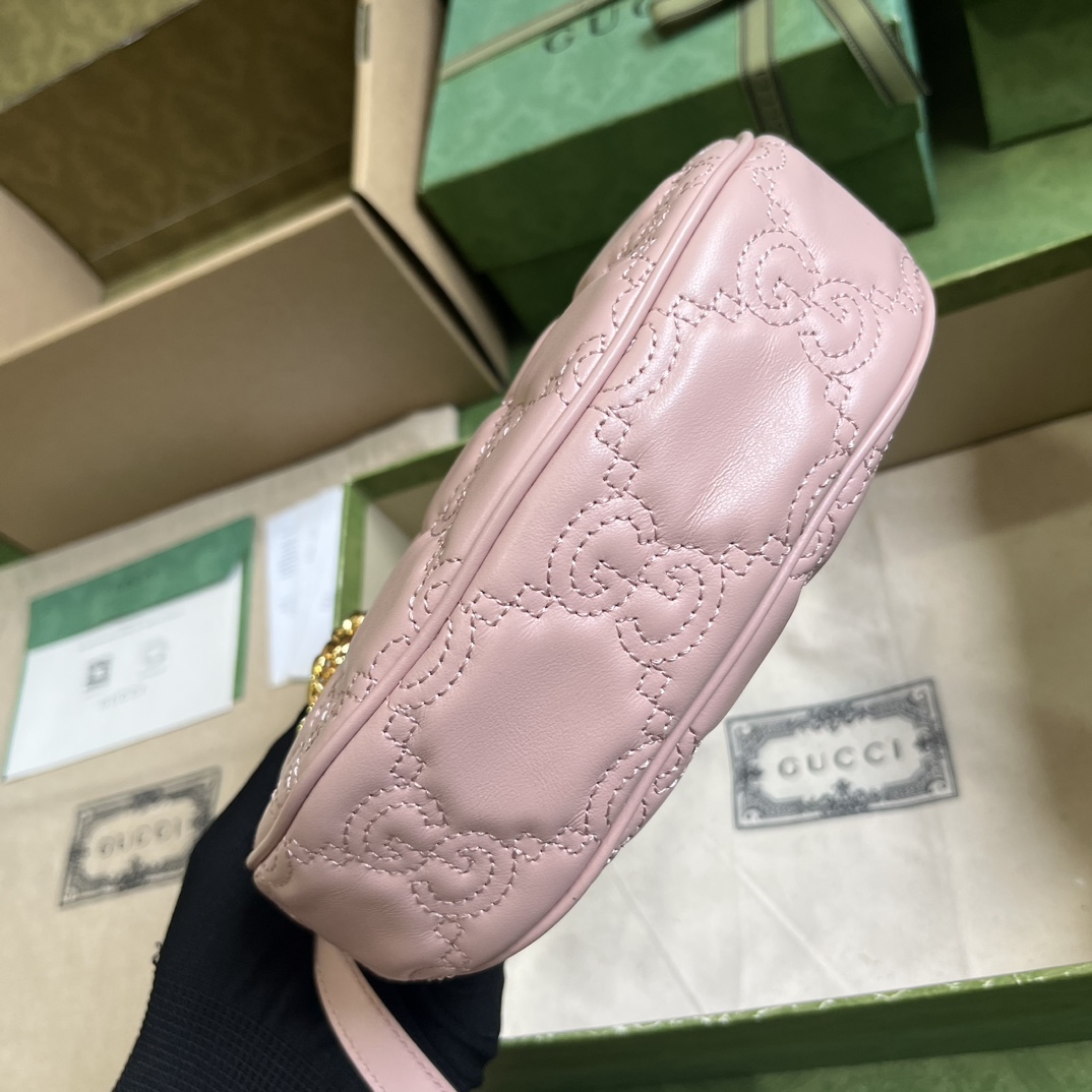 Bagsaaa Gvc*1 GG Matelassé Mini Shoulder Bag Light Pink - 21x 14x 6cm