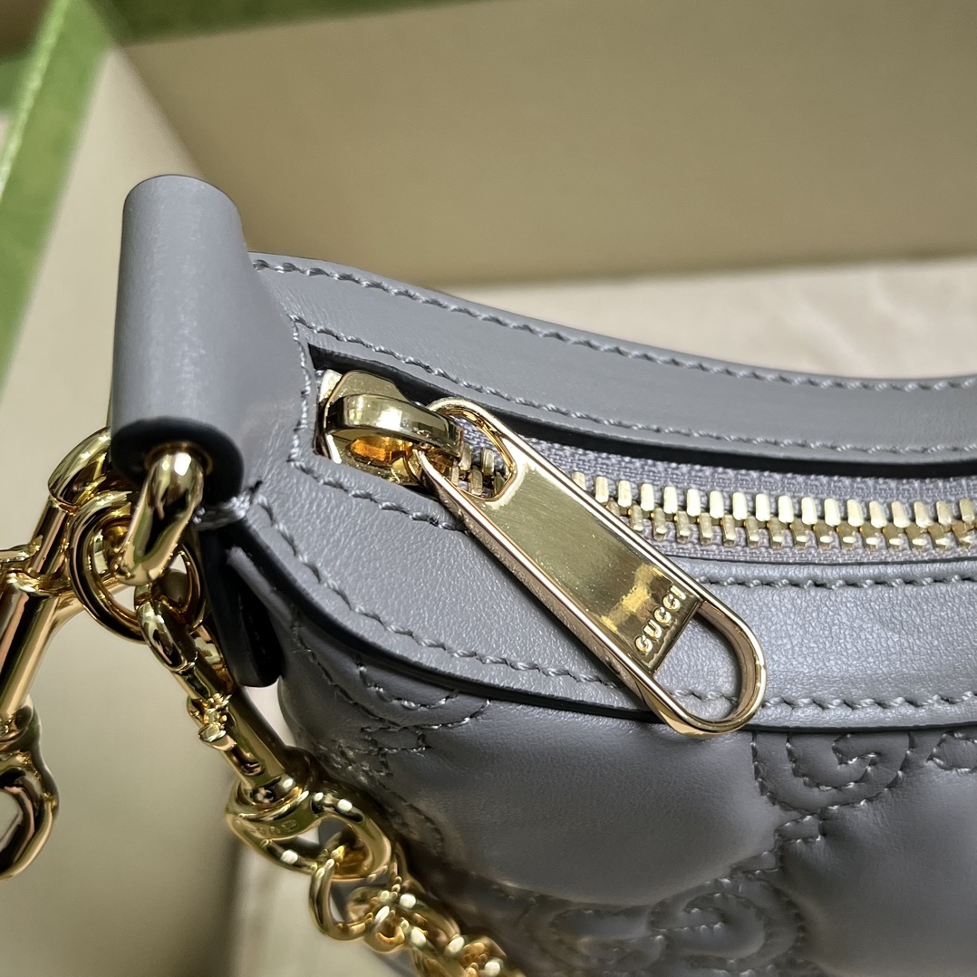 Bagsaaa Gvc*1 GG Matelassé Mini Shoulder Bag Grey - 21x 14x 6cm