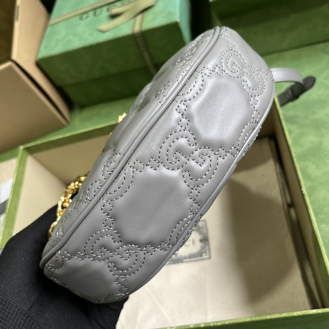 Bagsaaa Gvc*1 GG Matelassé Mini Shoulder Bag Grey - 21x 14x 6cm