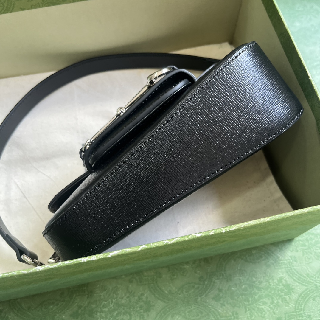 Bagsaaa Gvc*1 Horsebit 1955 Mini Shoulder Bag Black - 8-12.5x 19.5x 3-6cm
