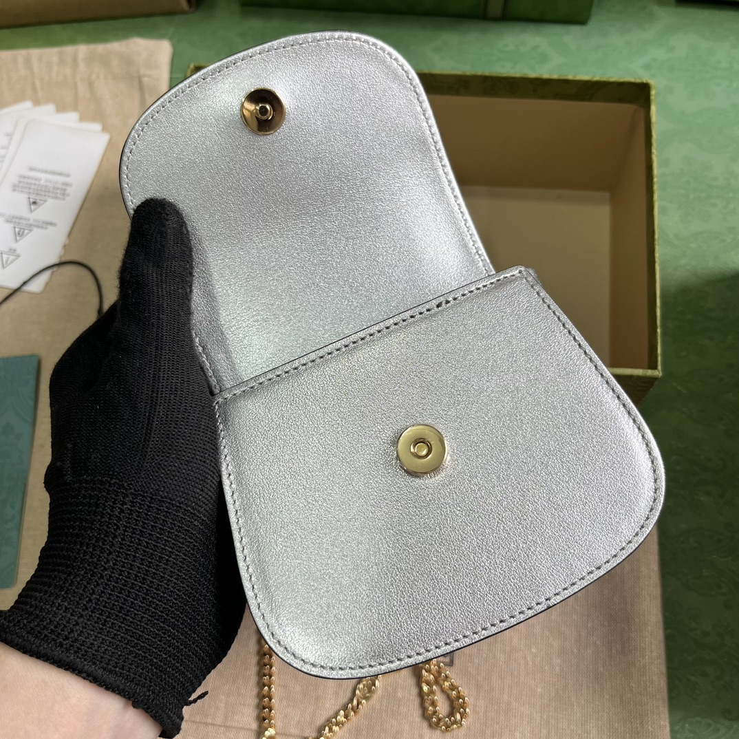 Bagsaaa Gvc*1 Bamboo 1947 S*per mini bag in silver leather - 18.5x 12x 5.5cm