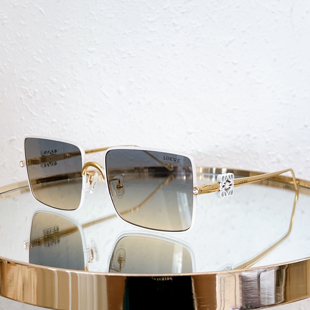 Bagsaaa L0ew* Square Sunglasses