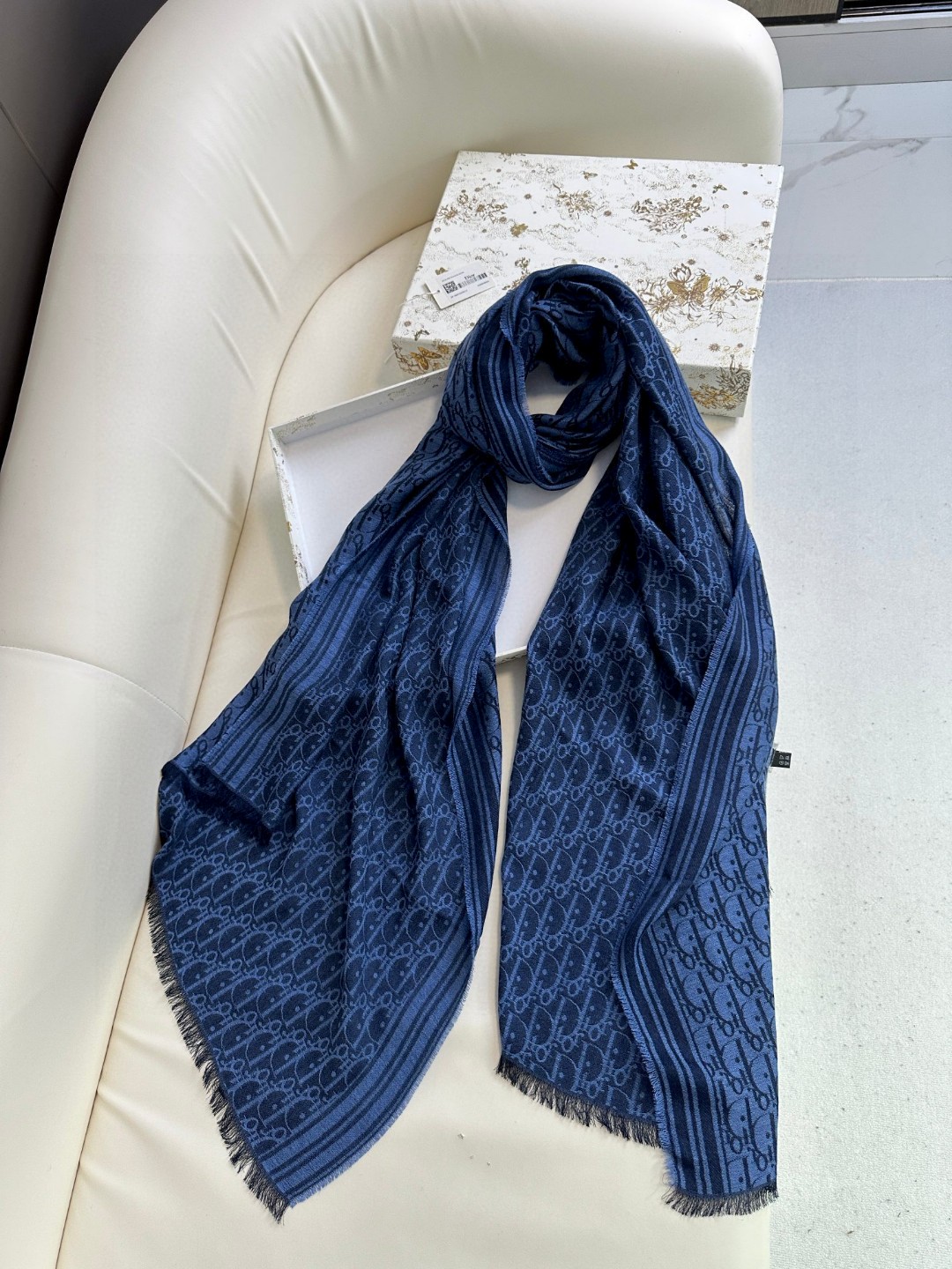 Bagsaaa D10r Oblique Scarf Blue