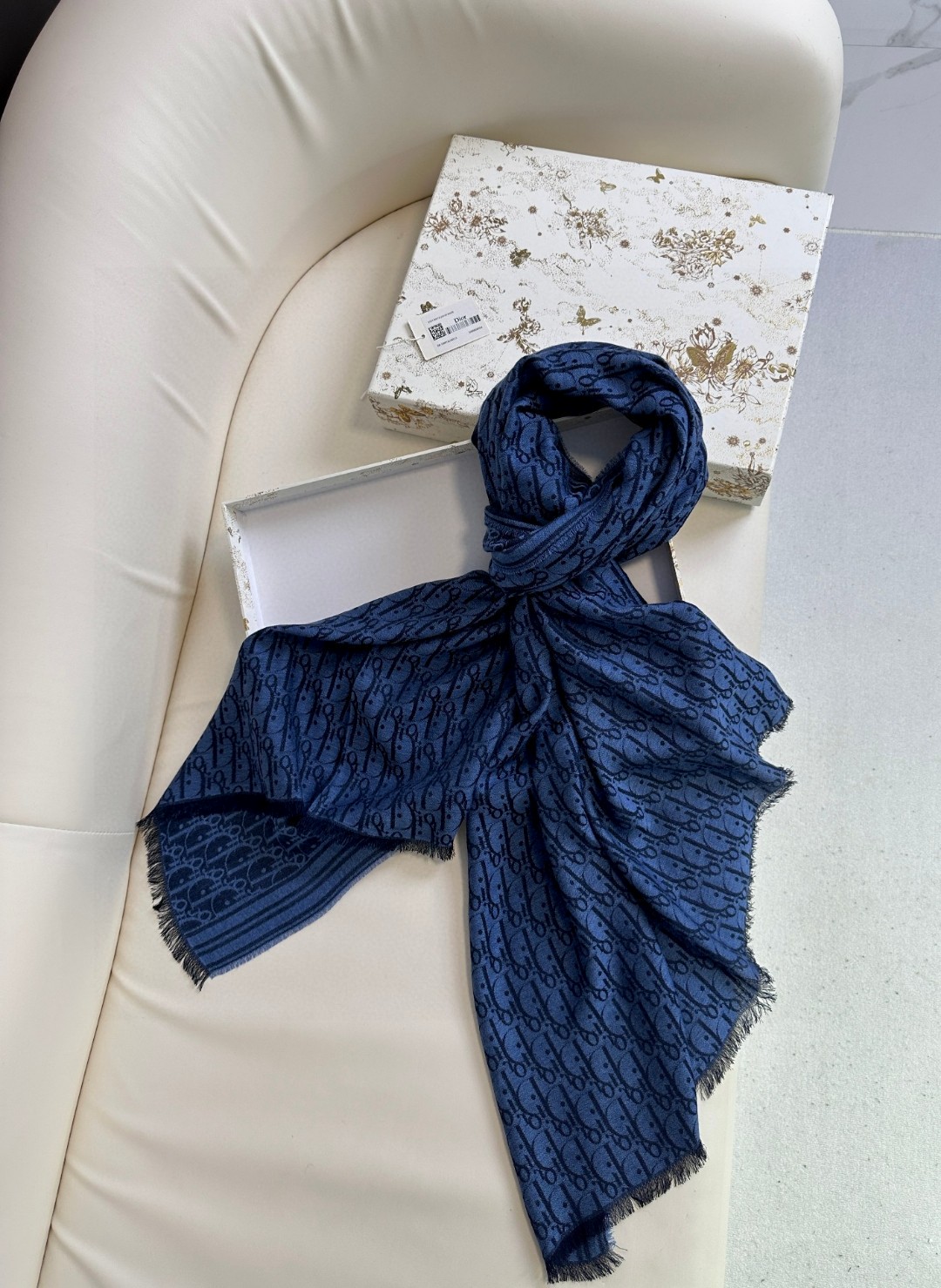 Bagsaaa D10r Oblique Scarf Blue