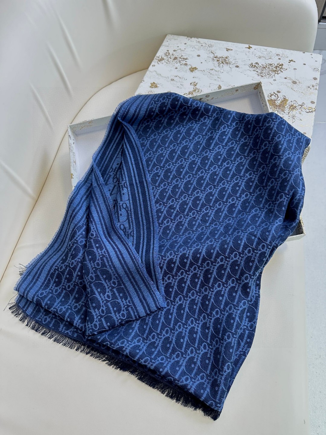 Bagsaaa D10r Oblique Scarf Blue