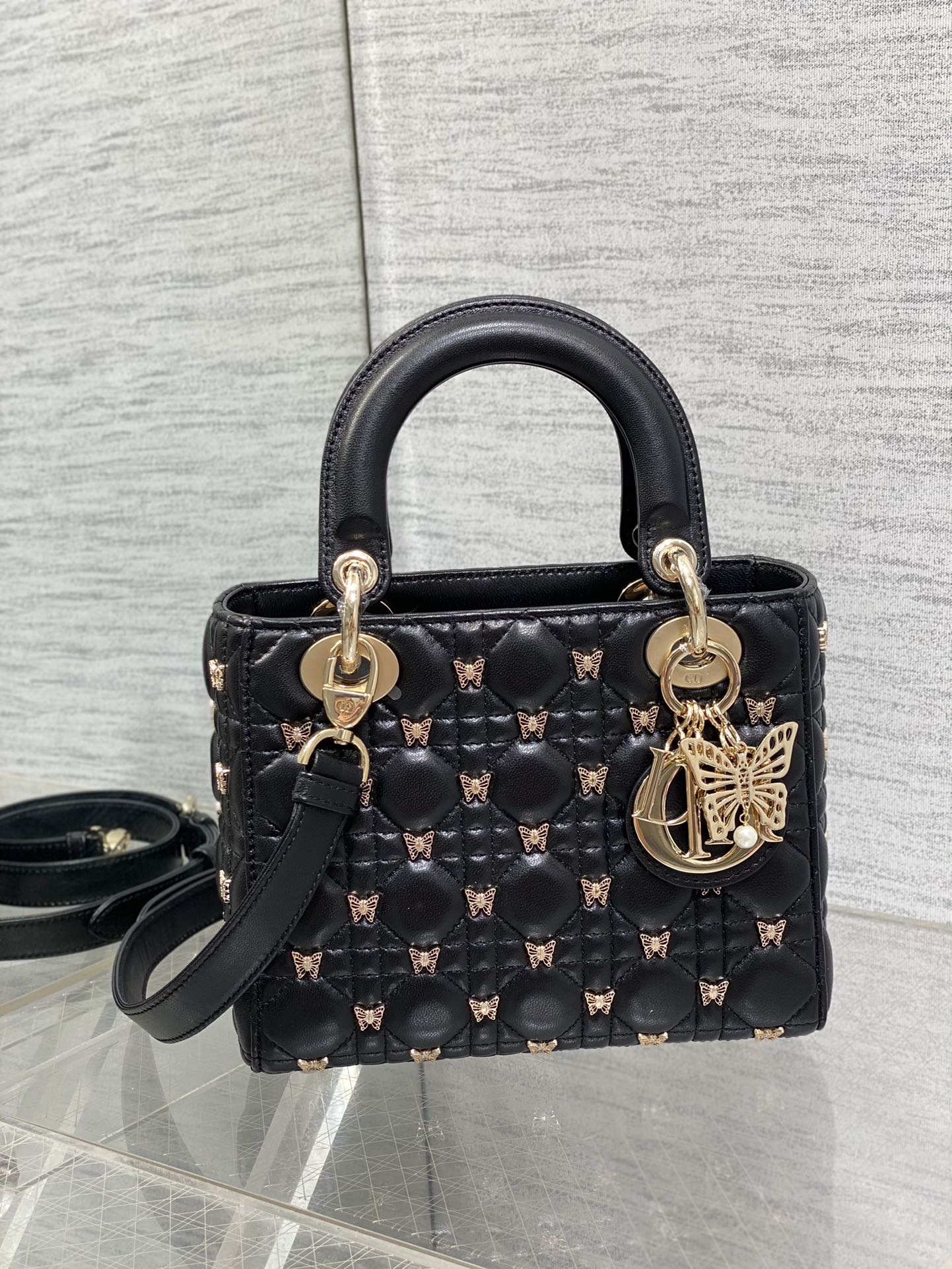 Bagsaaa D10r Small Lady Black Cannage Lambskin with Gold-Finish Butterfly Studs - 20 x 17 x 8 cm
