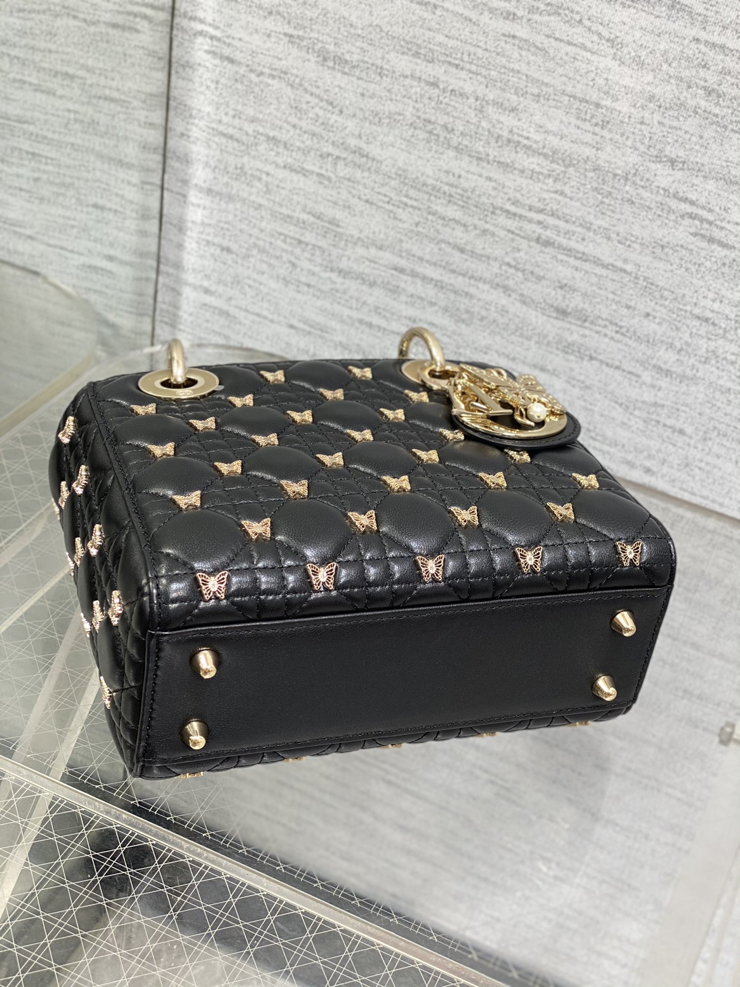 Bagsaaa D10r Small Lady Black Cannage Lambskin with Gold-Finish Butterfly Studs - 20 x 17 x 8 cm