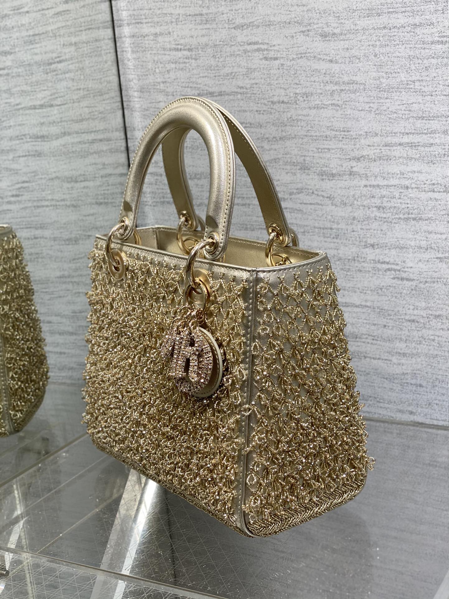 Bagsaaa D10r Medium Lady - 24cm