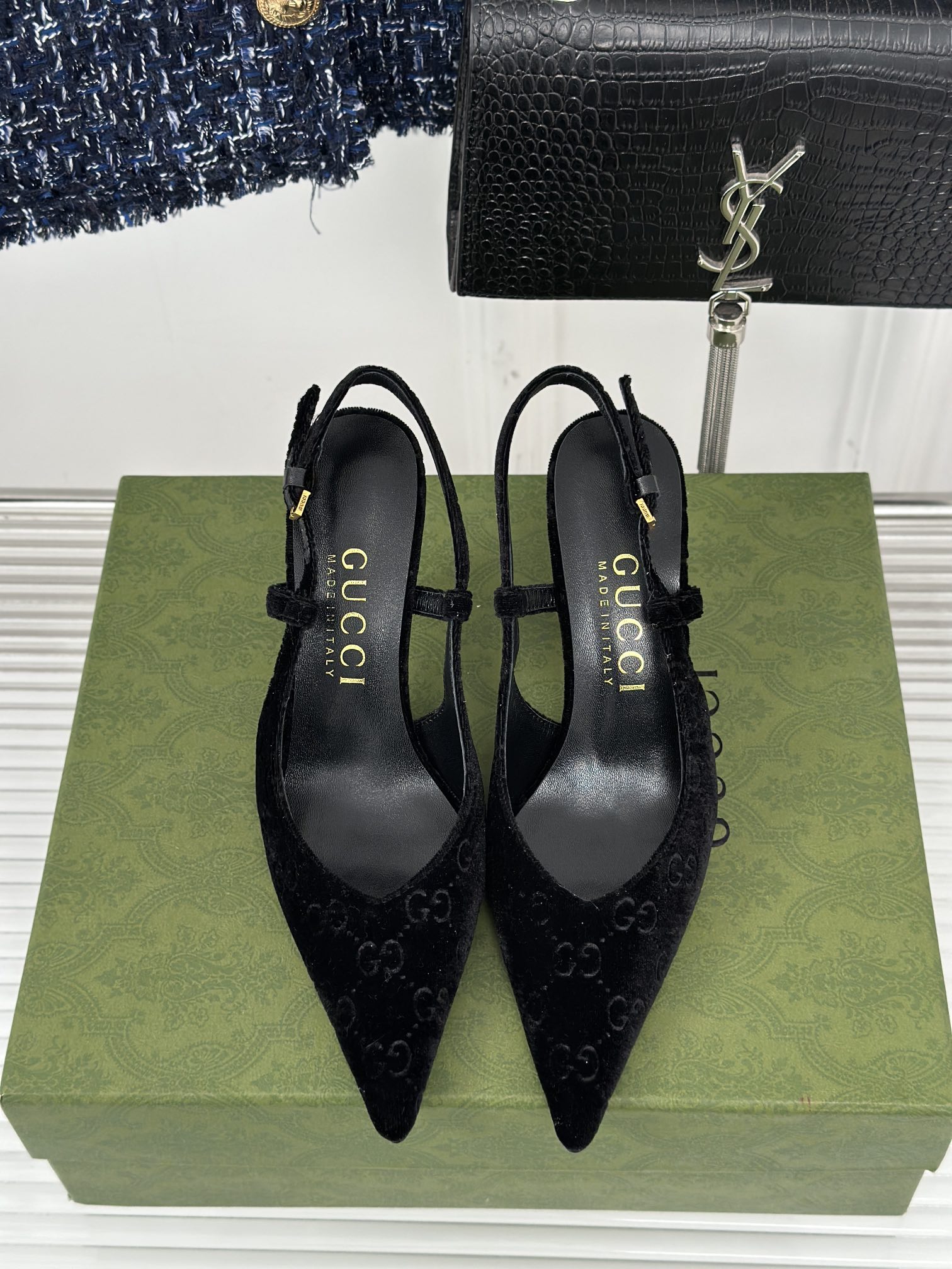 Bagsaaa Gvc*1 GG slingback pump in black velvet - 10.5cm