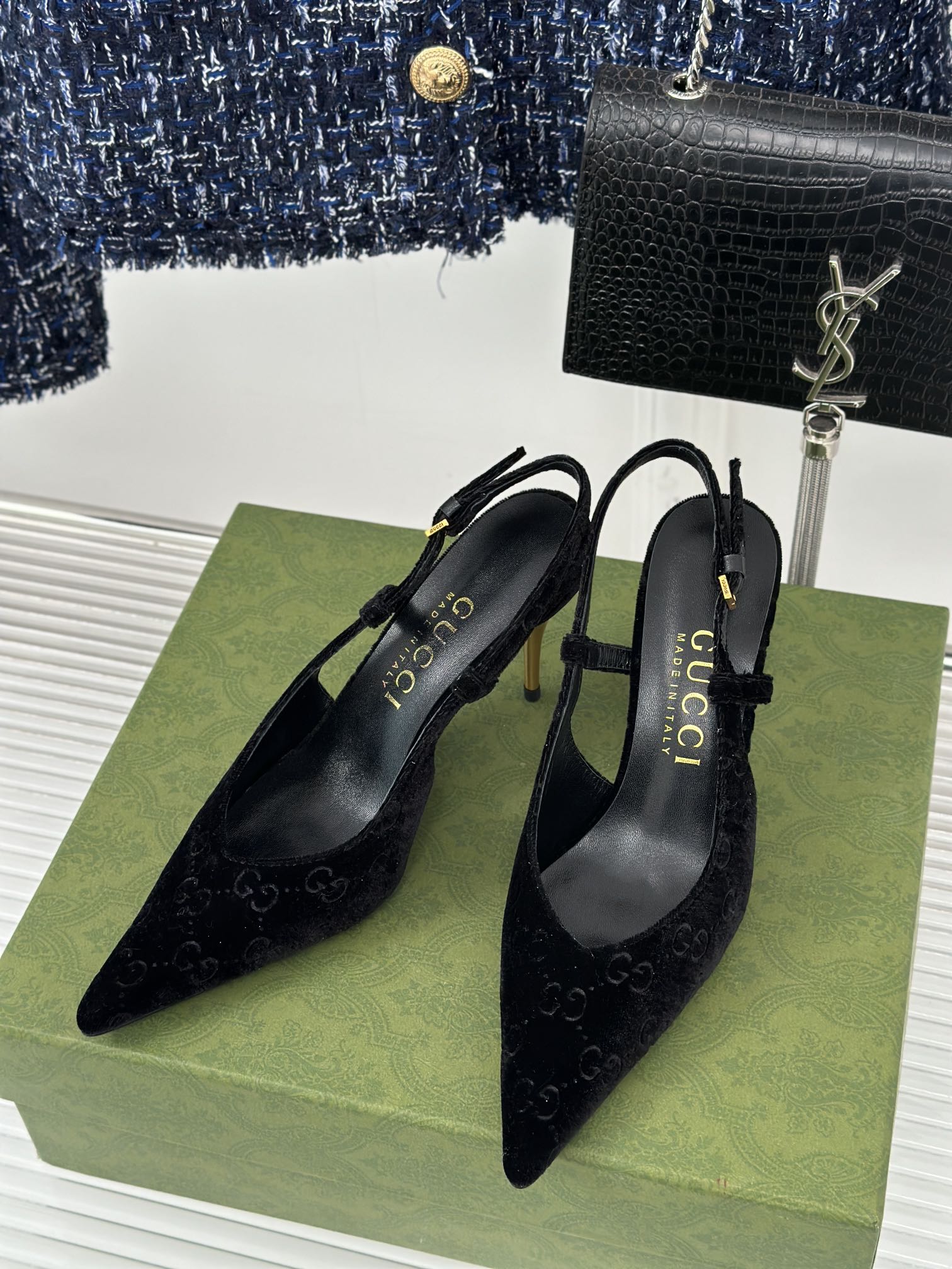 Bagsaaa Gvc*1 GG slingback pump in black velvet - 10.5cm