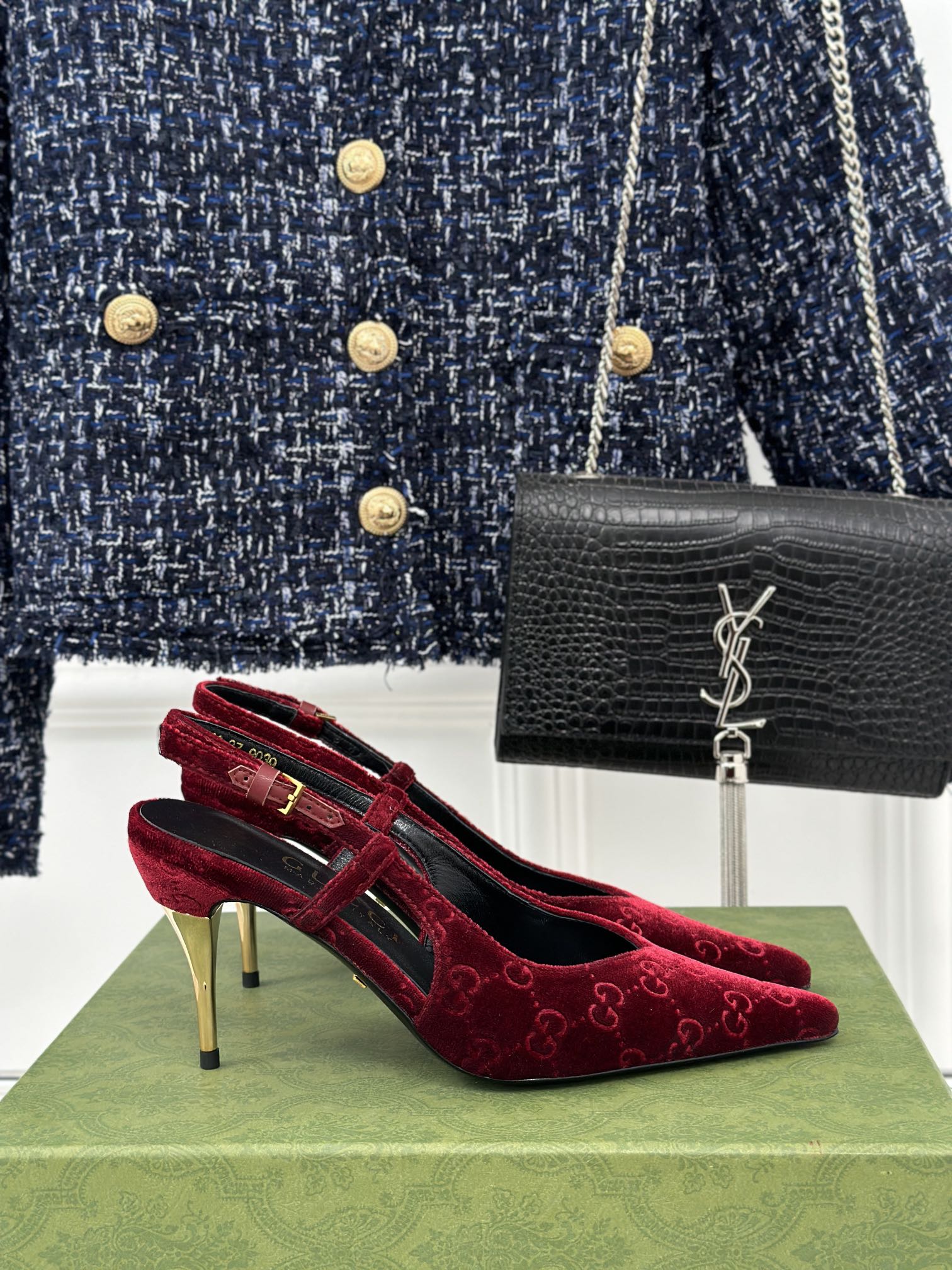 Bagsaaa Gvc*1 GG slingback pump in red velvet - 10.5cm