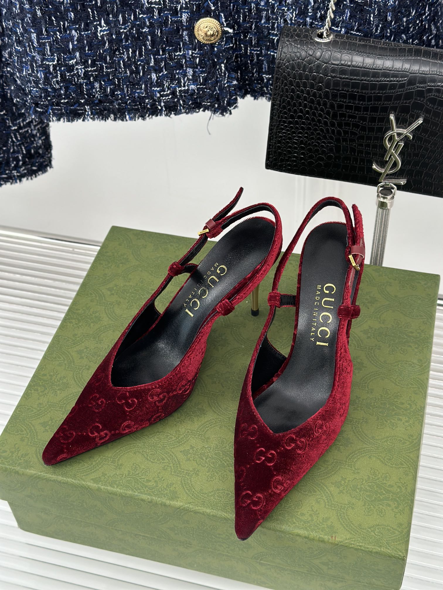 Bagsaaa Gvc*1 GG slingback pump in red velvet - 10.5cm