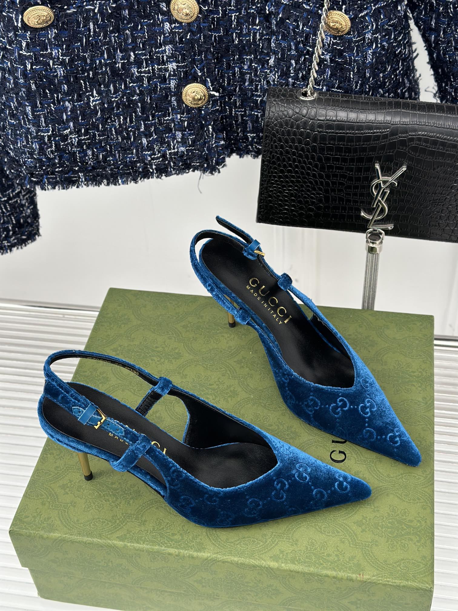 Bagsaaa Gvc*1 GG slingback pump in blue velvet - 10.5cm