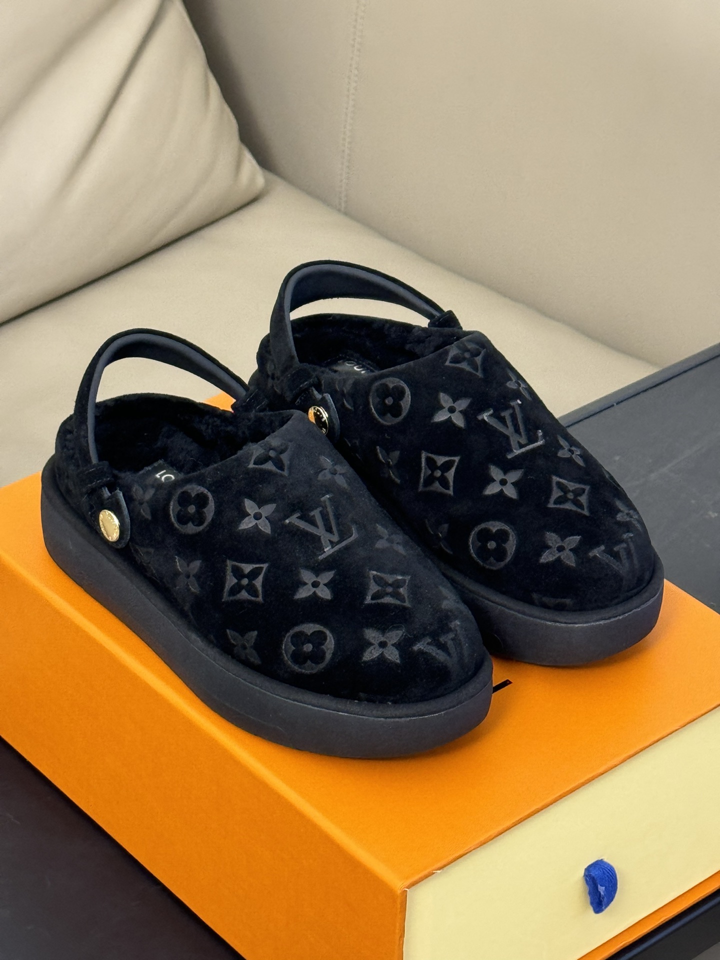 Bagsaaa L0vis Vvtt0n Aspen Platform Clog Black