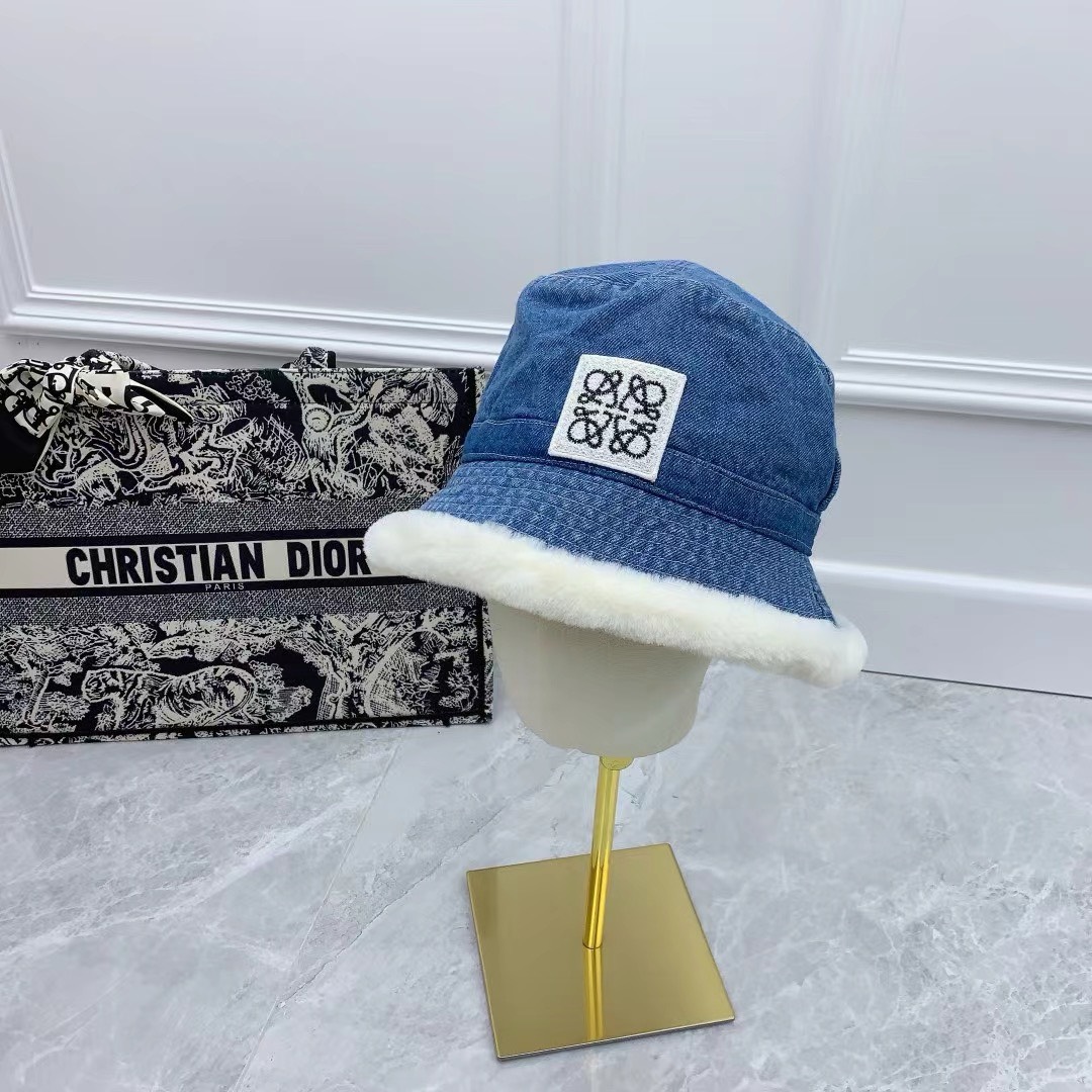 Bagsaaa L0ew* Denim and Shearling Hat