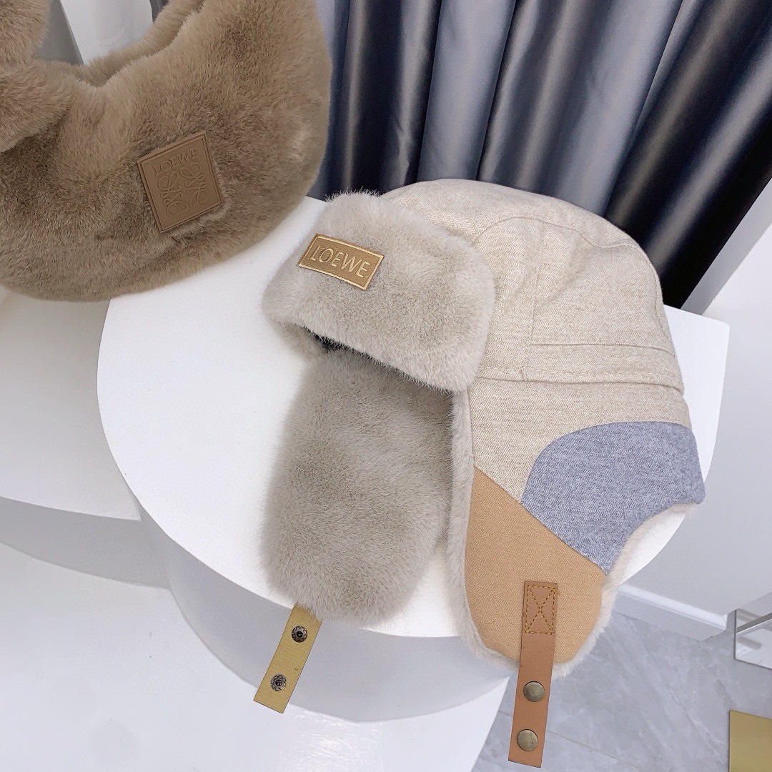 Bagsaaa L0ew* Shearling Bucket Hat