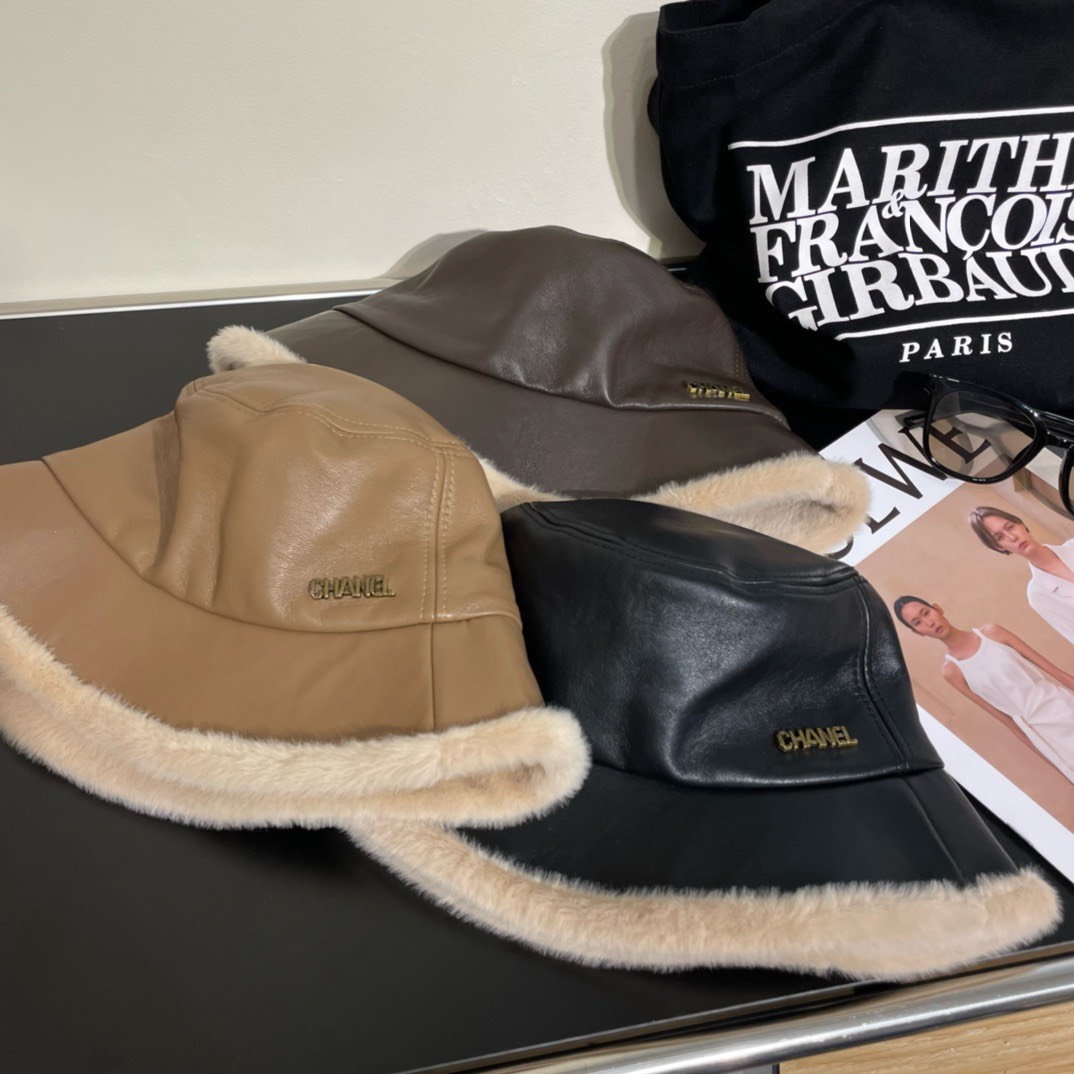 Bagsaaa Ch**el Shearling and Leather Bucket Hat