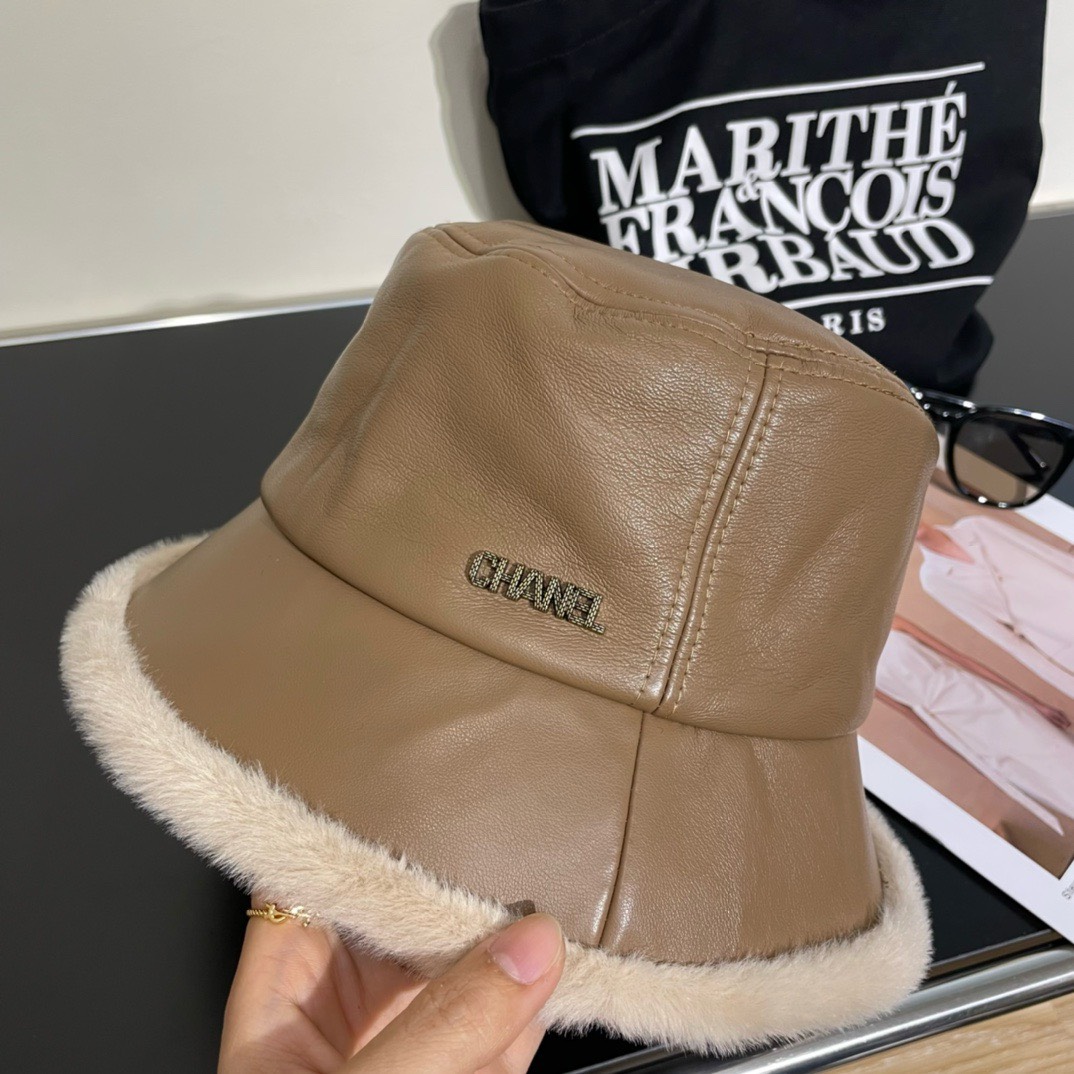 Bagsaaa Ch**el Shearling and Leather Bucket Hat