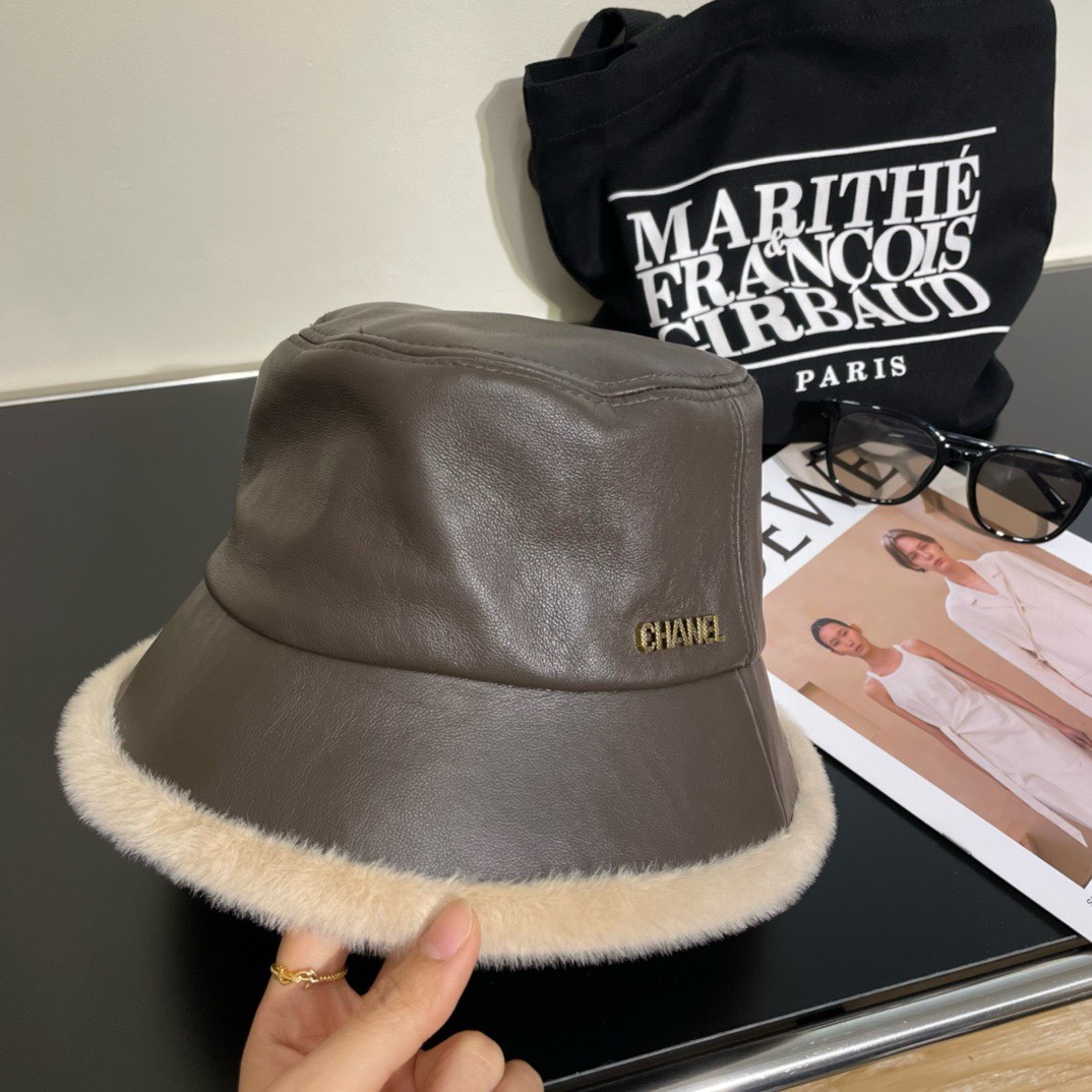 Bagsaaa Ch**el Shearling and Leather Bucket Hat