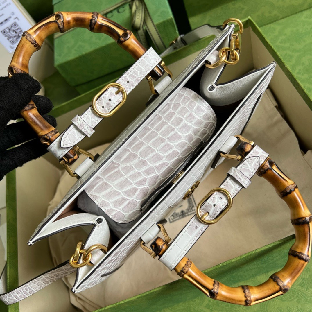 Bagsaaa Gvc*1 Diana Crocodile Leather tote bag - 27x24x11cm