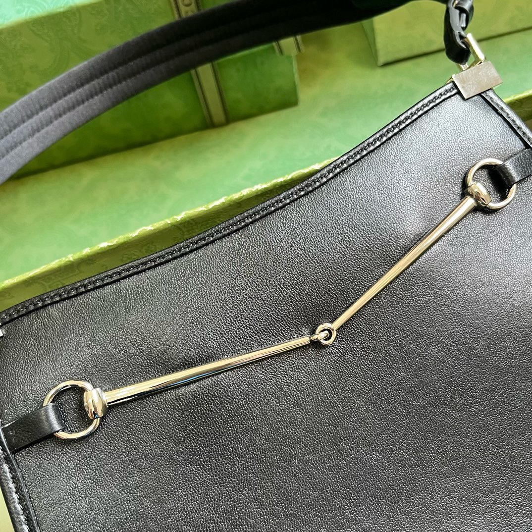 Bagsaaa Gvc*1 Small Slim Horsebit Shoulder Bag Black - 23x18.5x3cm