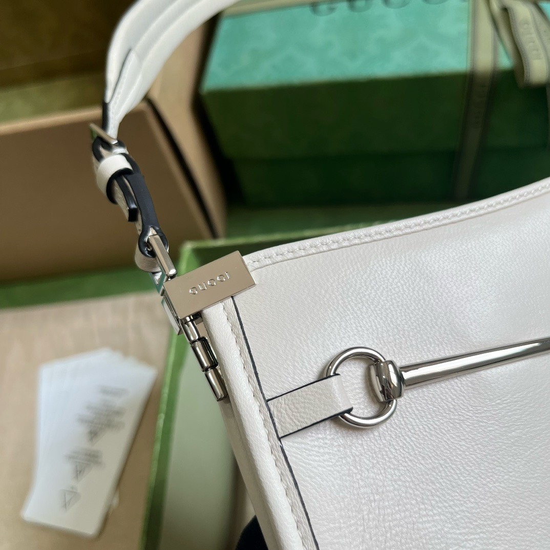 Bagsaaa Gvc*1 Small Slim Horsebit Shoulder Bag White - 23x18.5x3cm