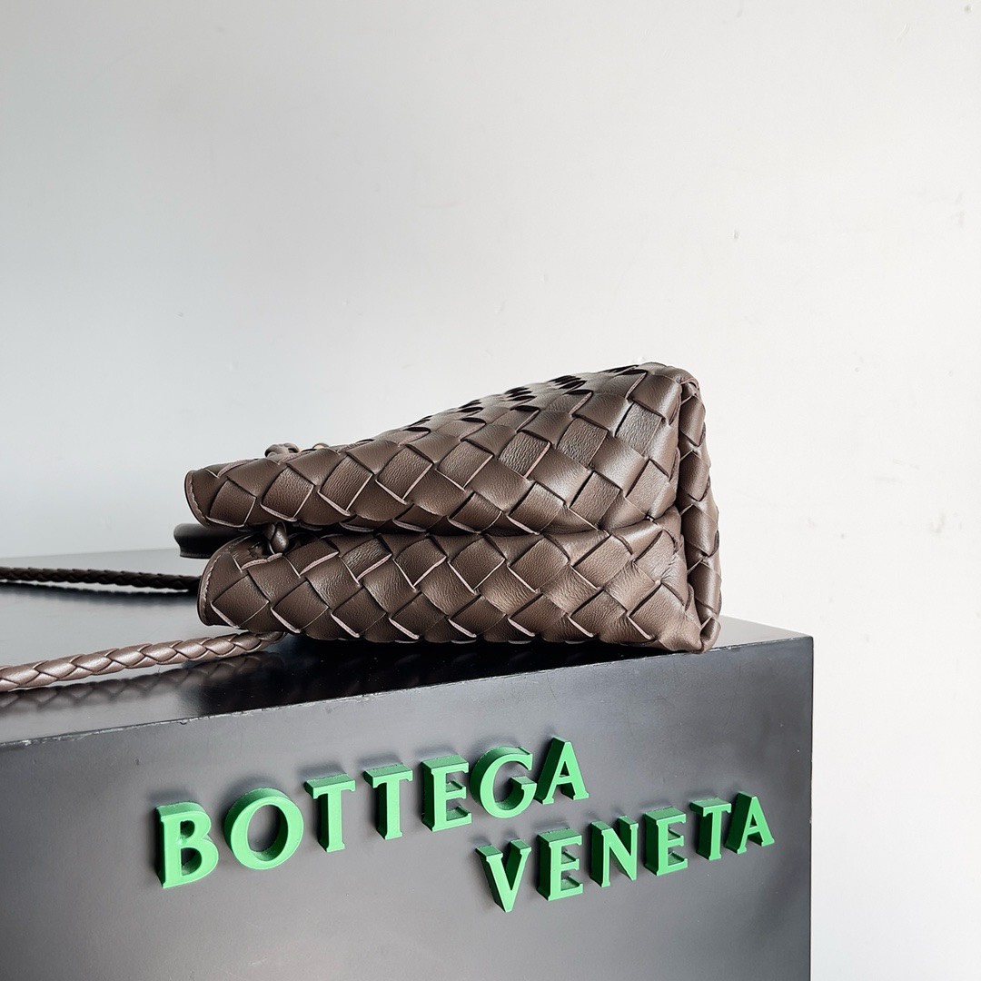 Bagsaaa B0tt*ga Ven*ta Andiamo Medium brown leather tote bag - 19*25*10.5cm