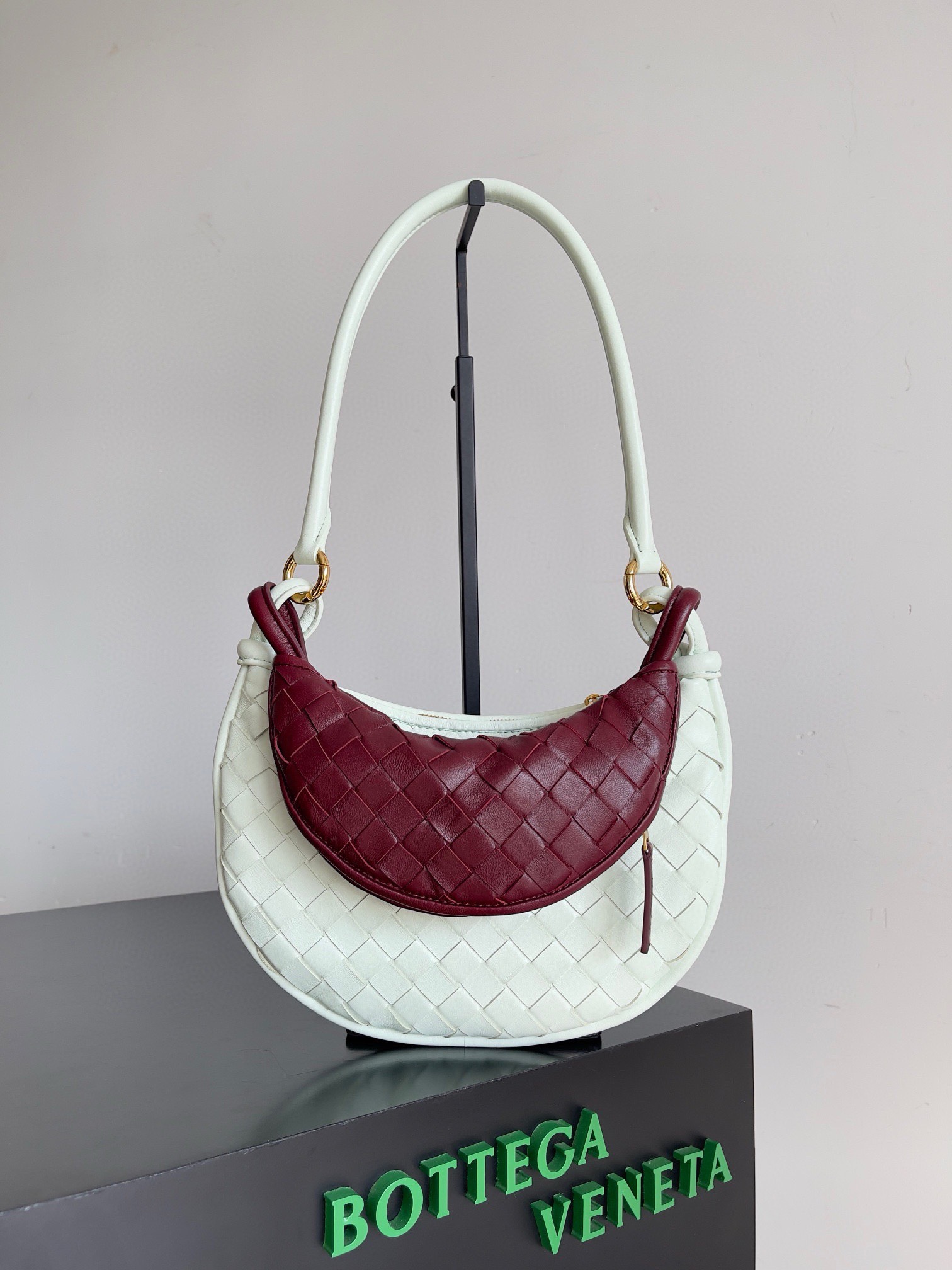 Bagsaaa B0tt*ga Ven*ta Small Gemini White - 24.5x7x19cm