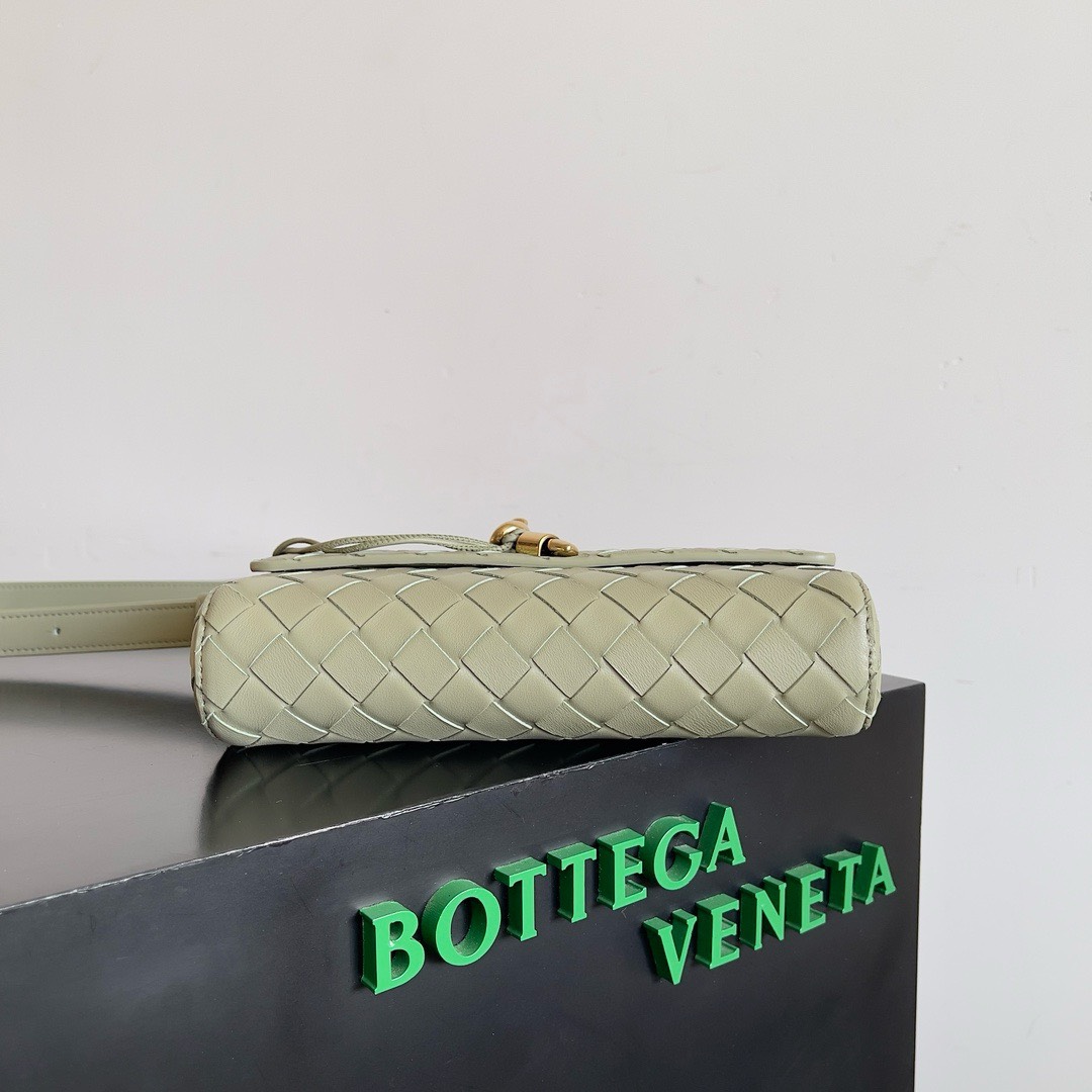 Bagsaaa B0tt*ga Ven*ta Andiamo Green Shoulder Bag - 21.5x13x4.5cm