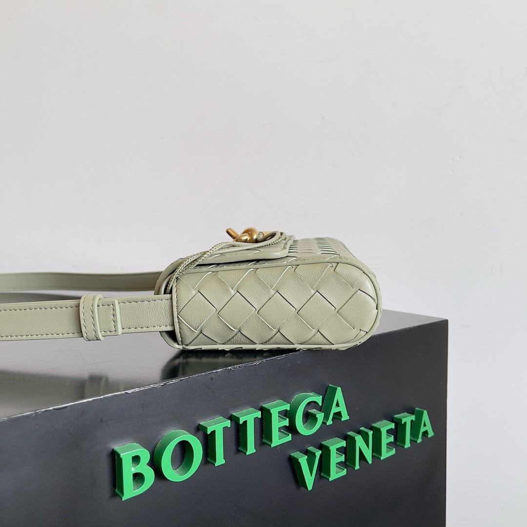 Bagsaaa B0tt*ga Ven*ta Andiamo Green Shoulder Bag - 21.5x13x4.5cm