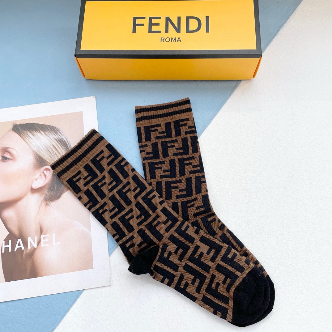 Bagsaaa F**di Socks FF Logo