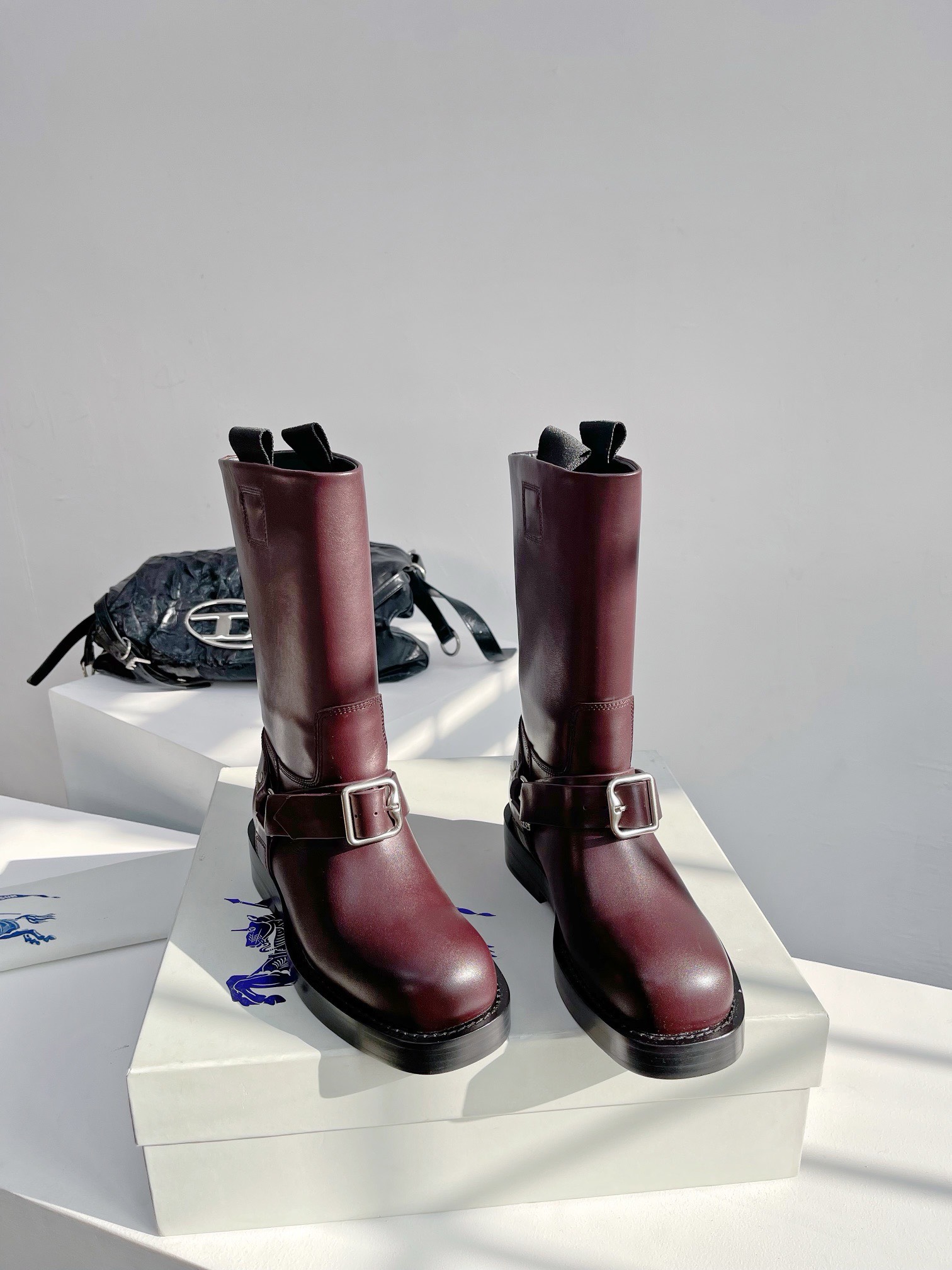 Bagsaaa Bv*b*rry Burgundy Leather Boots
