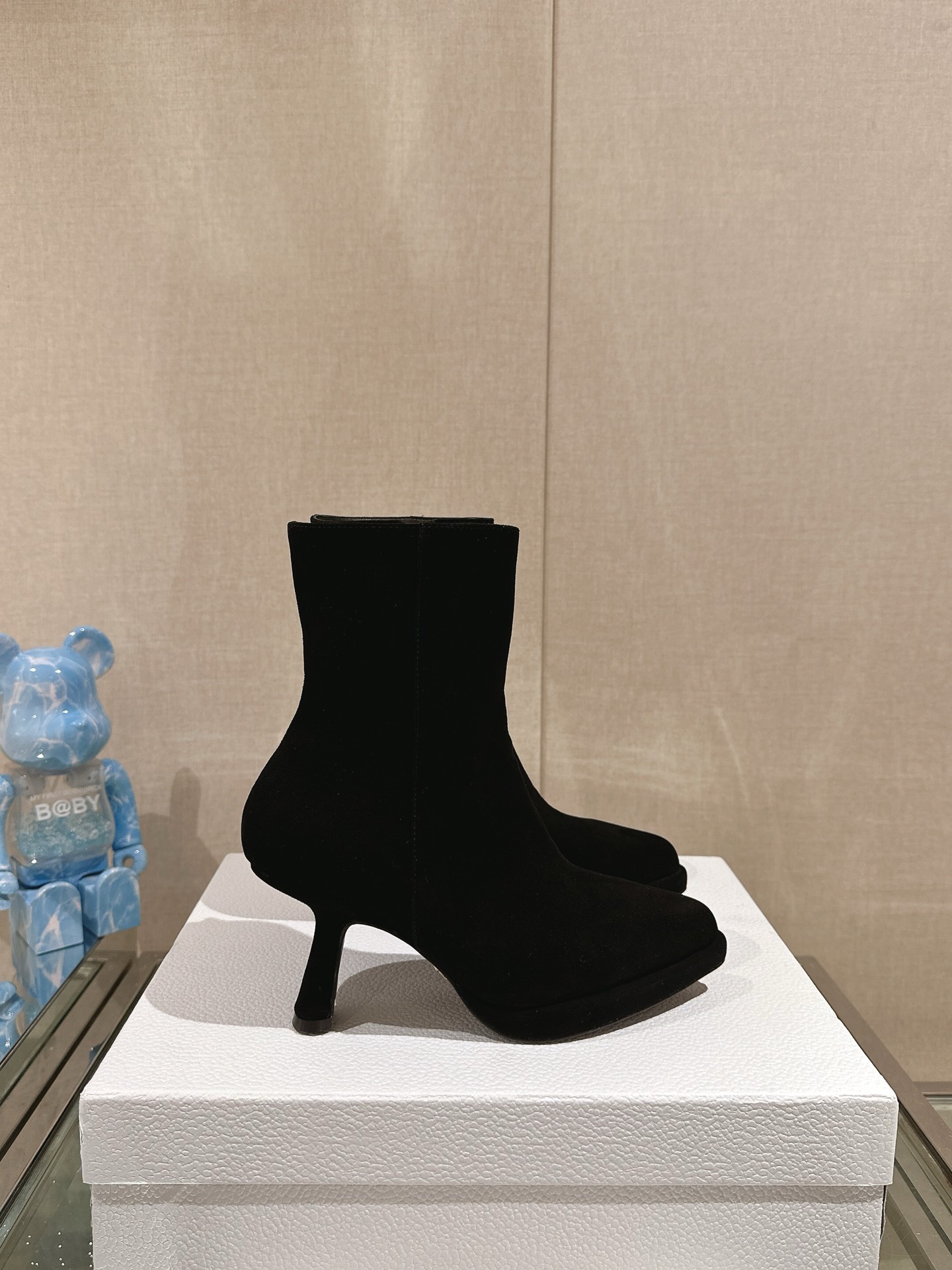Bagsaaa D10r Ankle Suede Black Boots