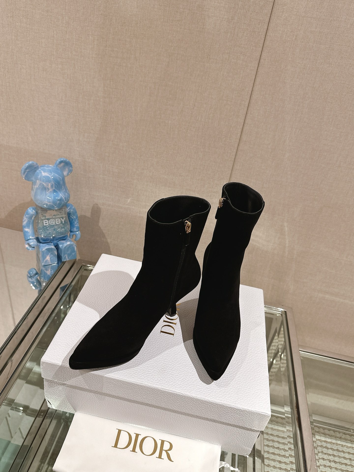 Bagsaaa D10r Ankle Suede Black Boots