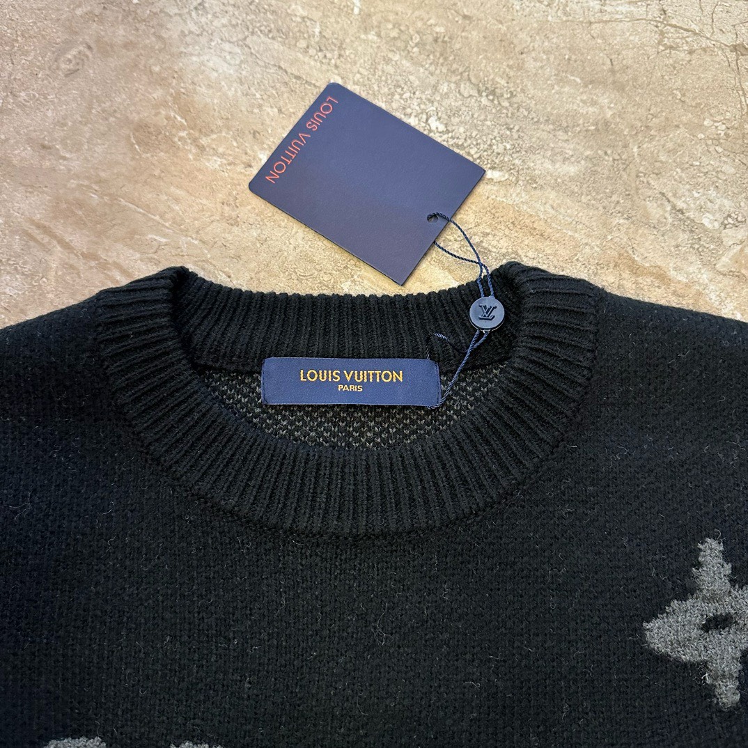 Bagsaaa L0vis Vvtt0n Sweatshirt Black LV Monogram