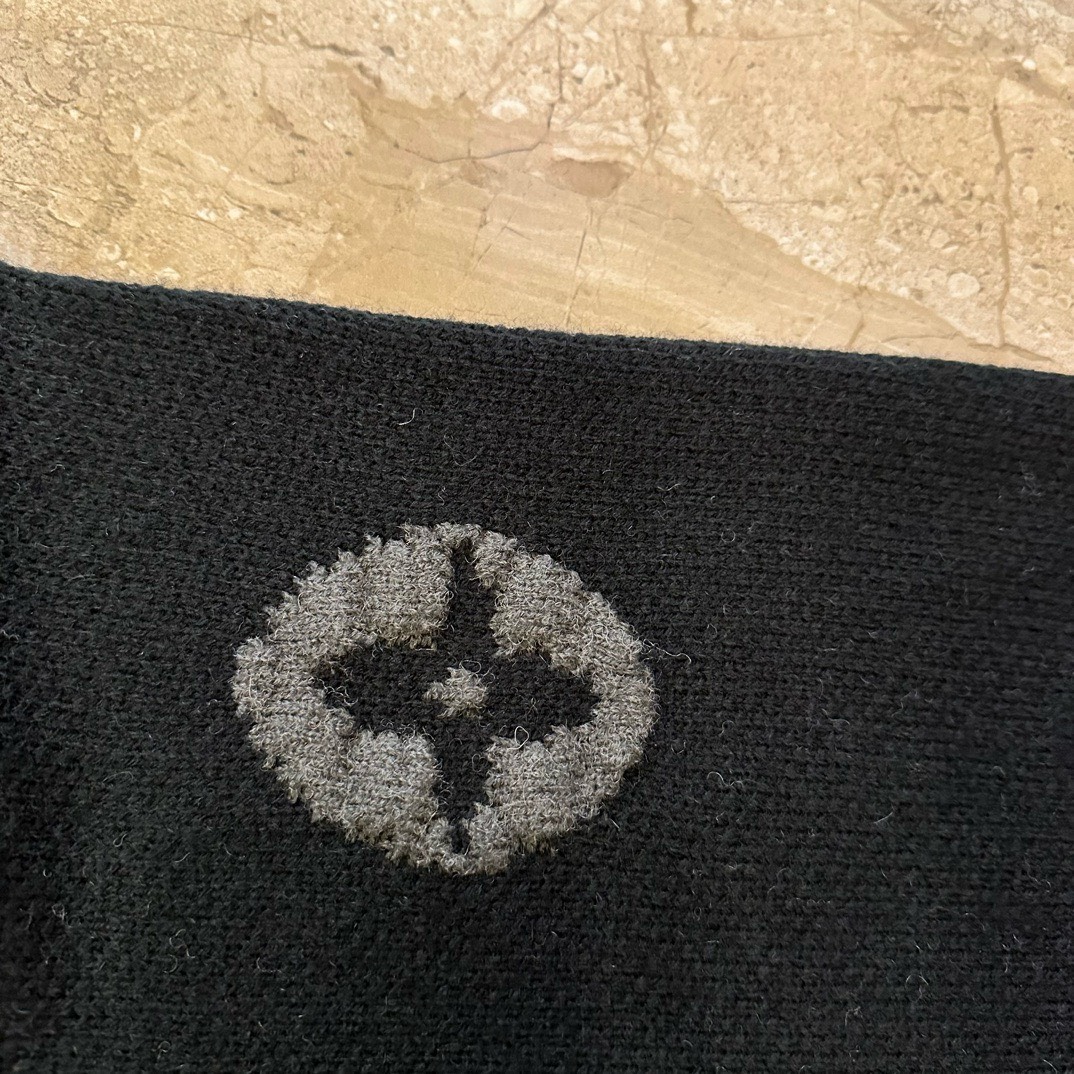 Bagsaaa L0vis Vvtt0n Sweatshirt Black LV Monogram