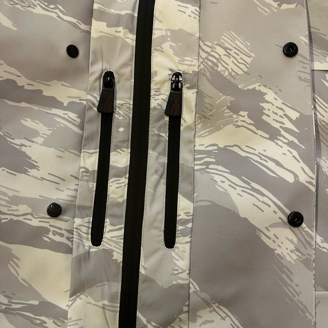 Bagsaa Moncle Hyke Vanil Printed Down Waistcoat In Grey