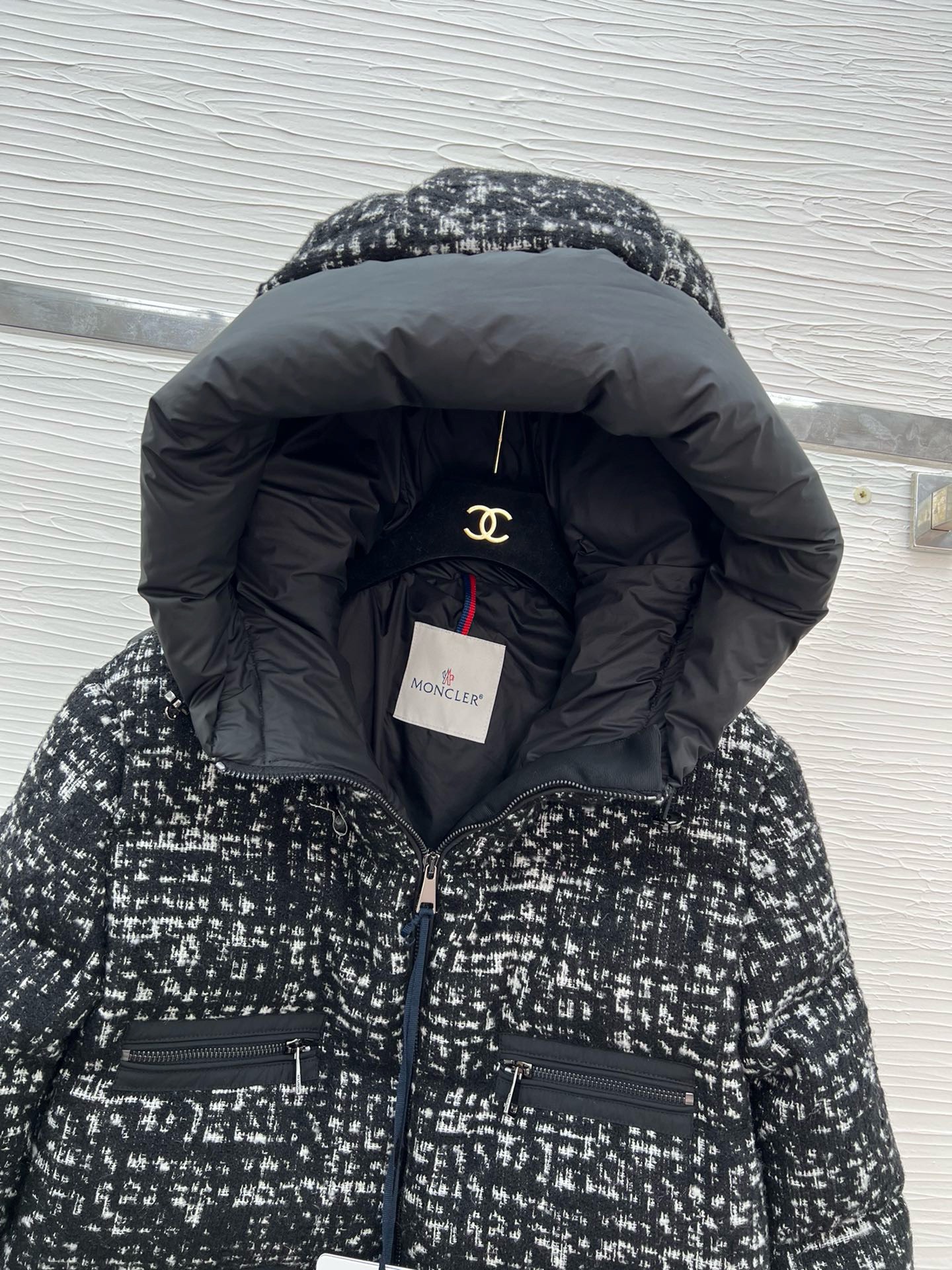 BAGSAAA ORANGE SHORT DOWN JACKET