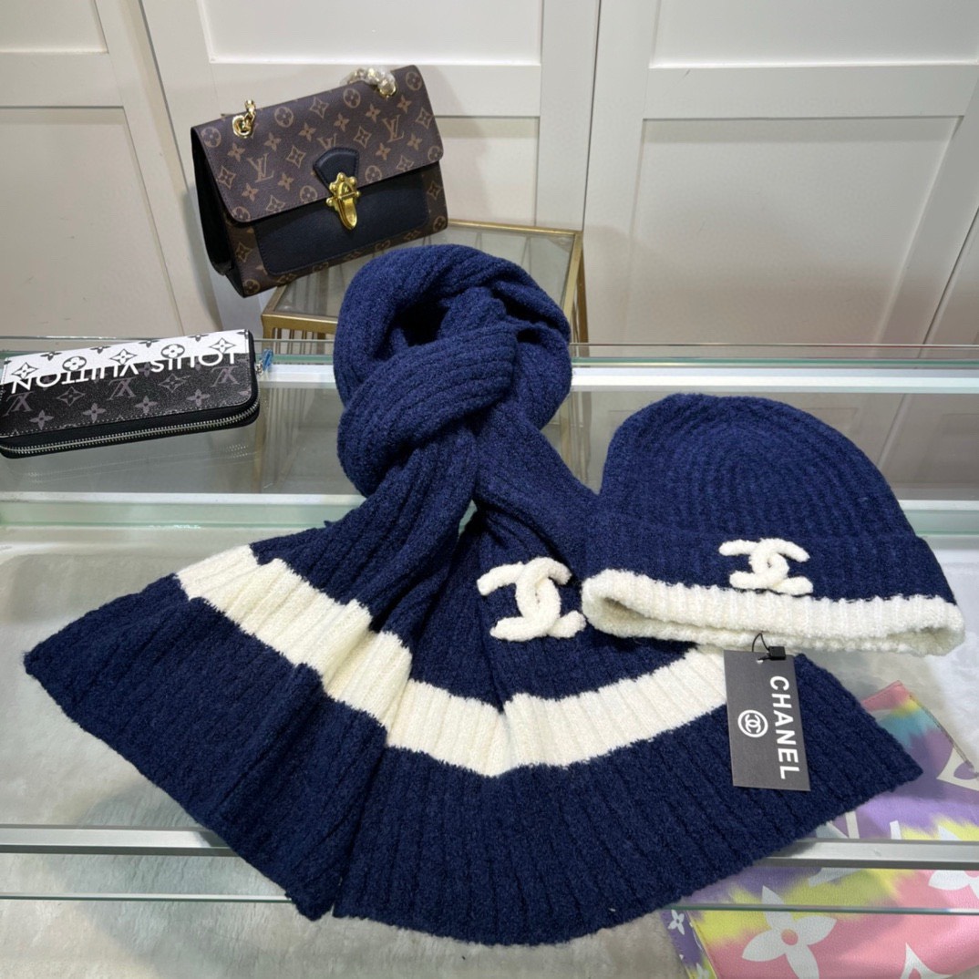 Bagsaaa Ch**el Set Hat + Scarf
