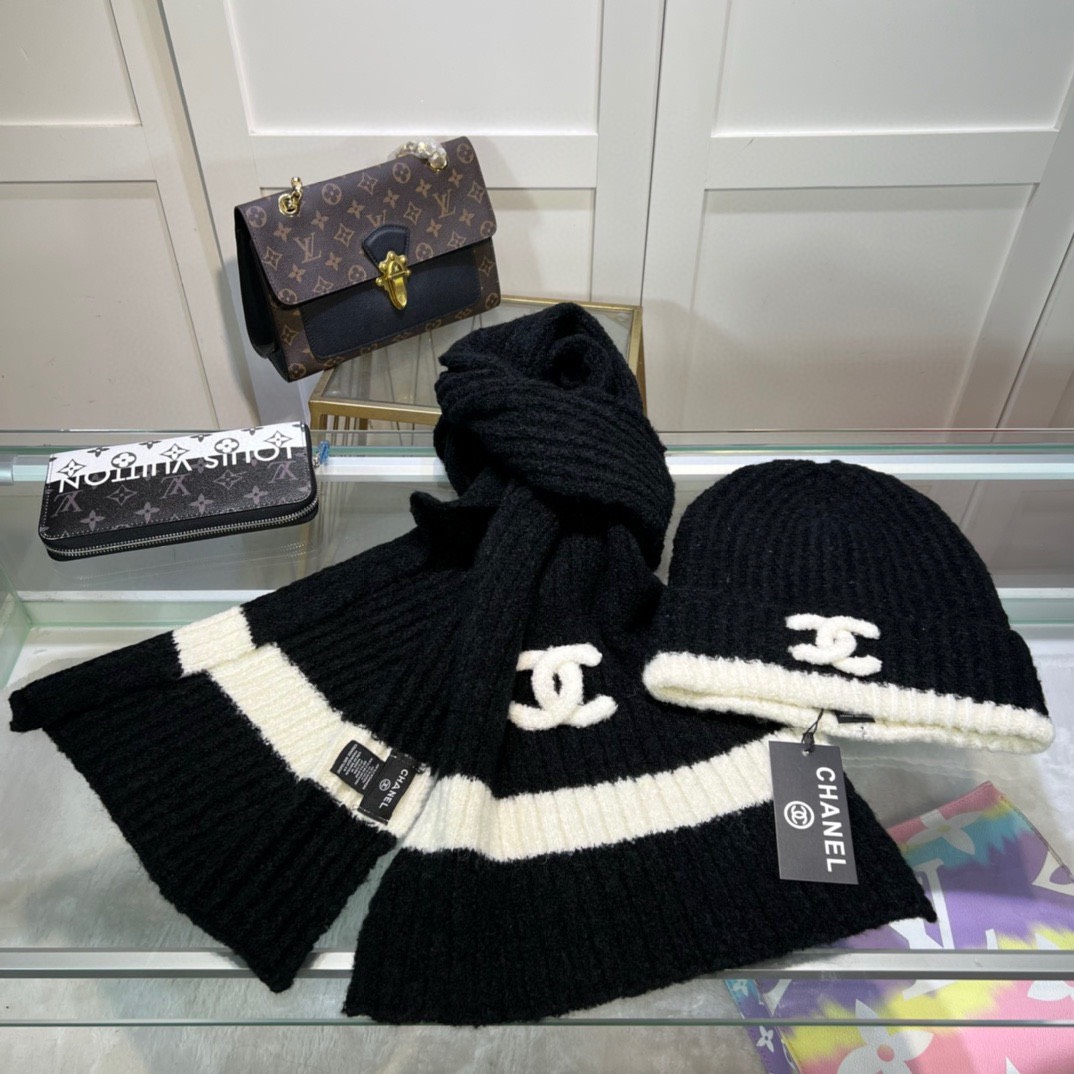 Bagsaaa Ch**el Set Hat + Scarf
