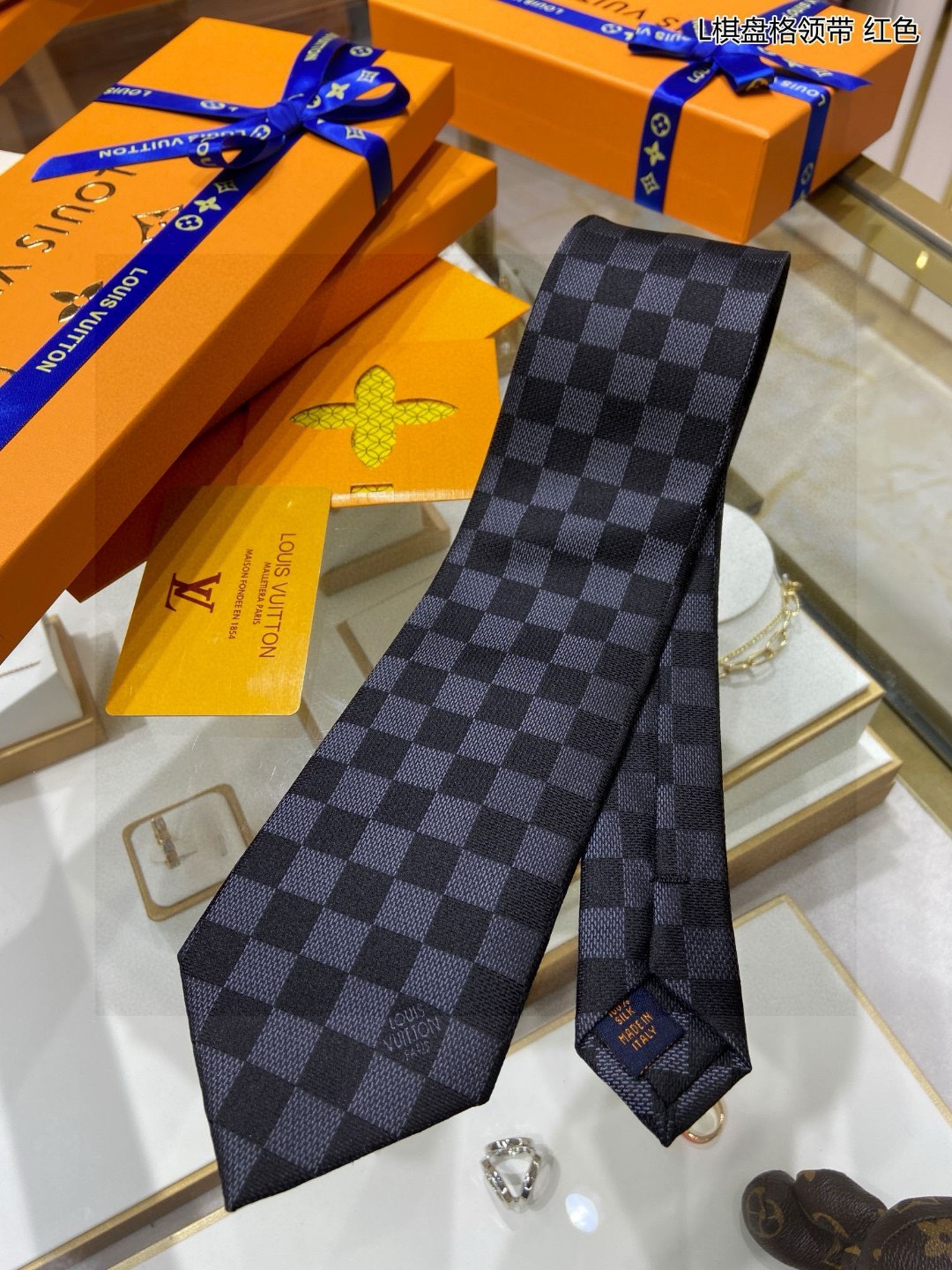 Bagsaaa L0vis Vvtt0n Damier Classique Tie In Black