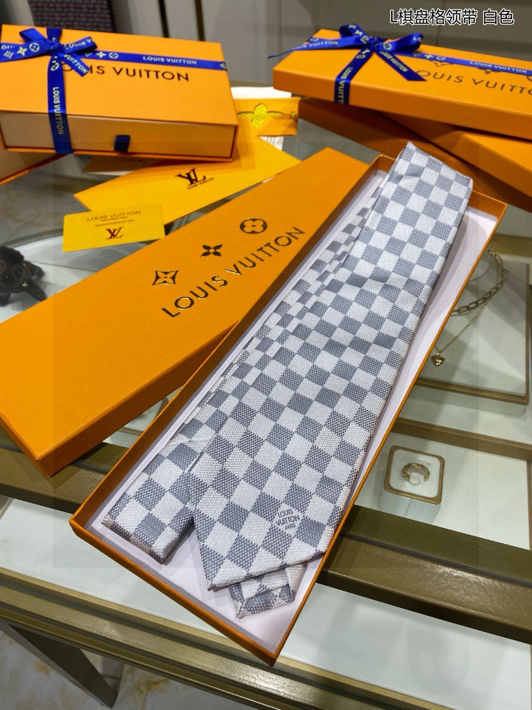 Bagsaaa L0vis Vvtt0n Damier Classique Tie In White