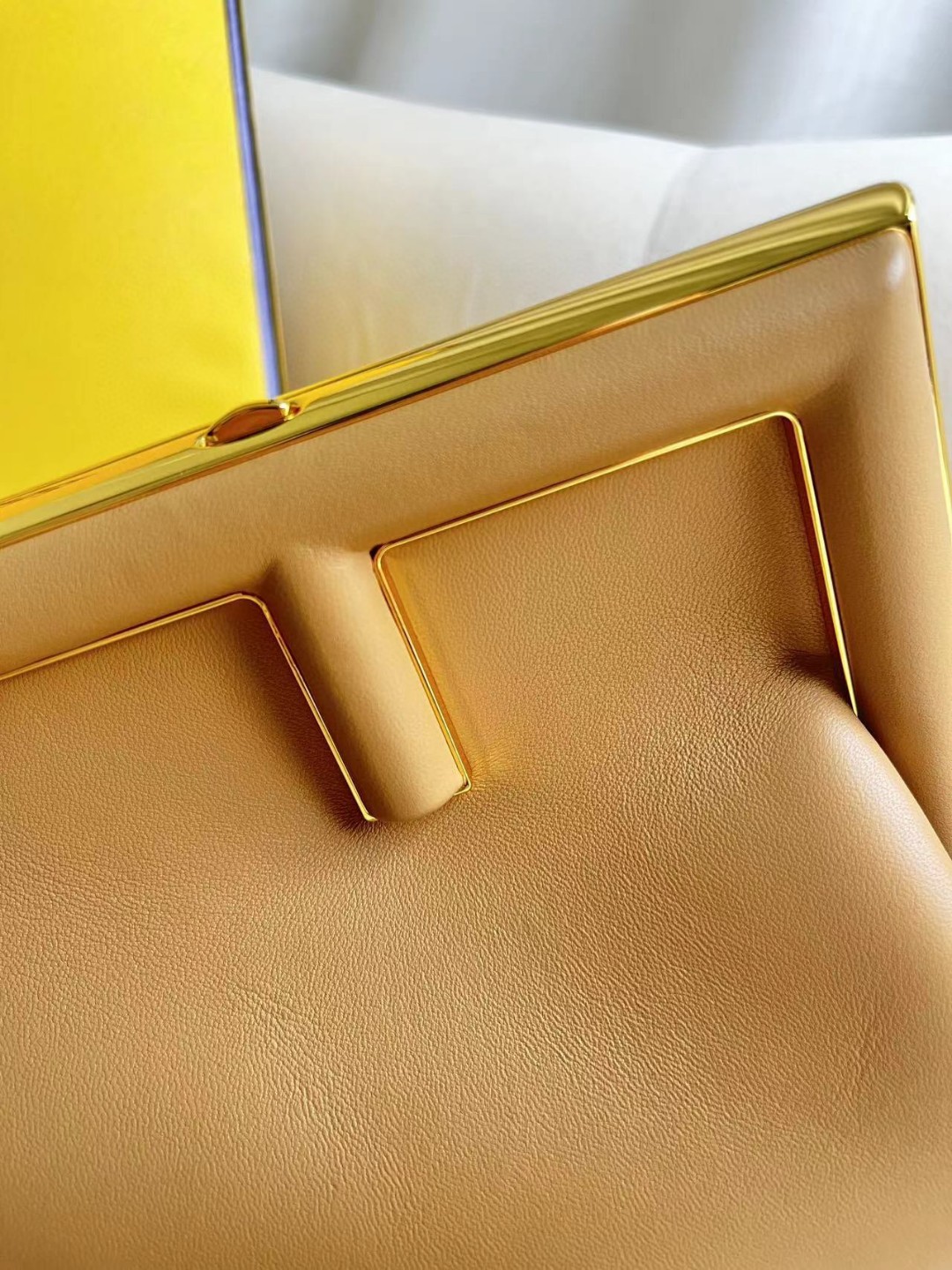 Bagsaa F**di Frist Small Beige Bag - 9.5*26*18cm