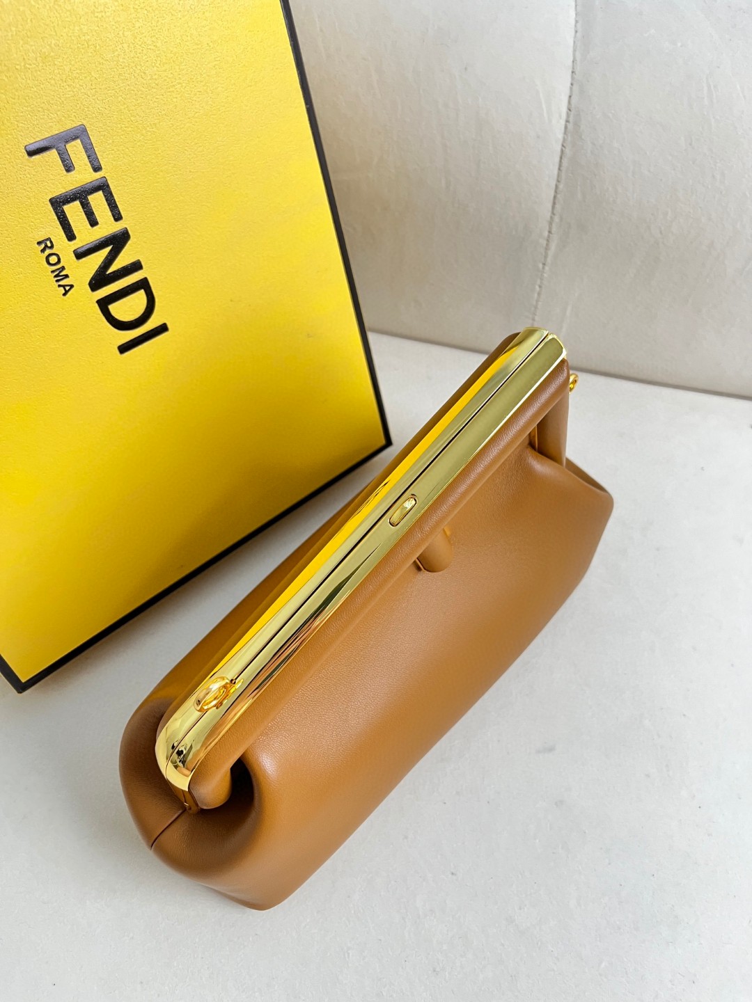 Bagsaa F**di Frist Small Brown Bag - 9.5*26*18cm