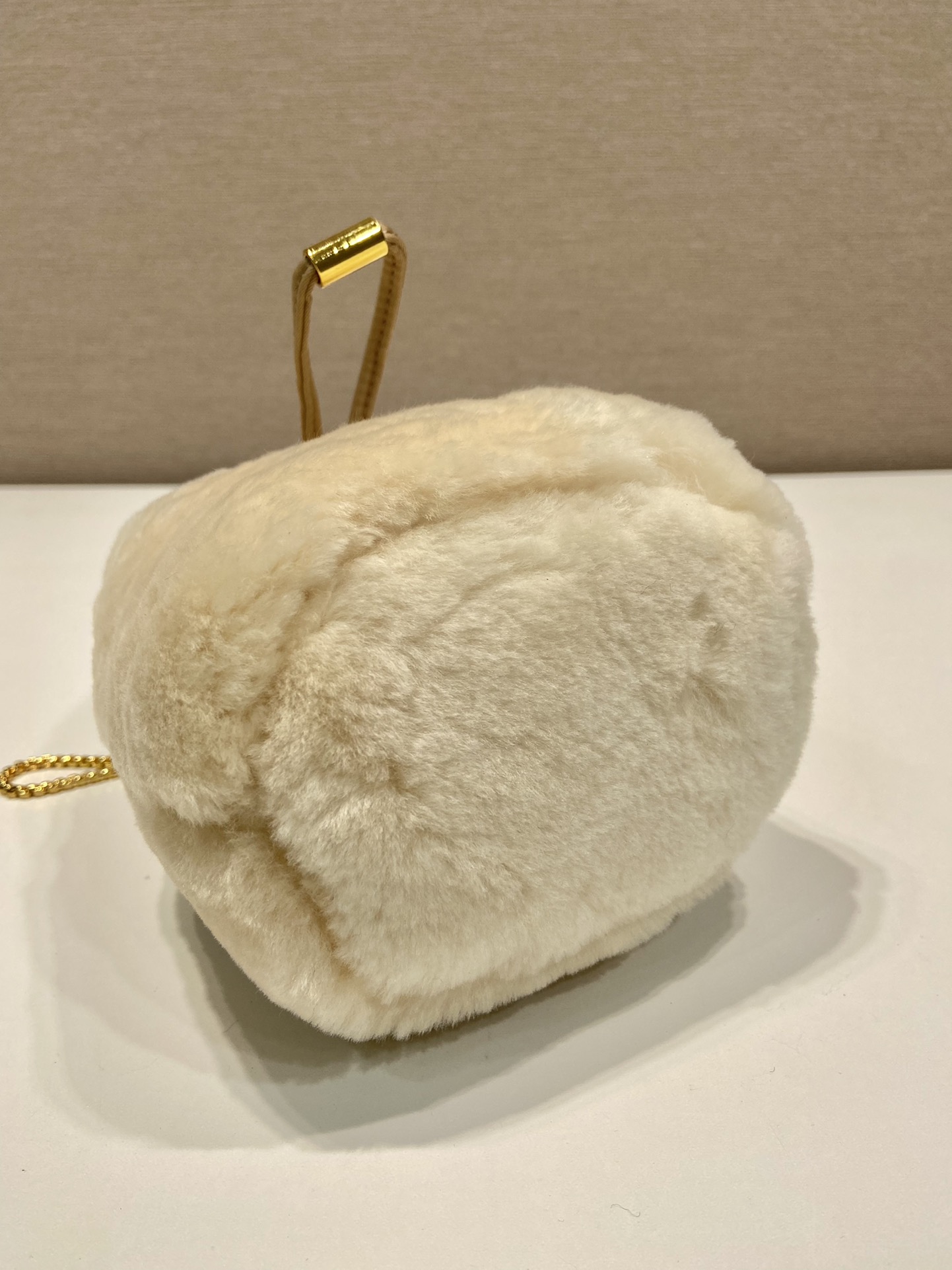 Bagsaaa Pra*a Ecru Shearling Mini-pouch In Beige - 9.5x9x6cm