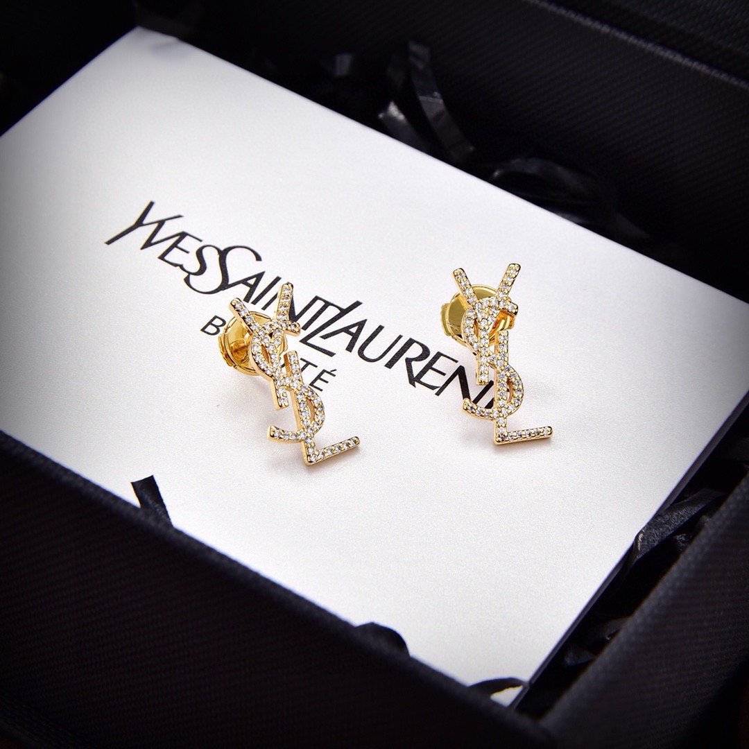 Bagsaaa Y51 Gold Earrings