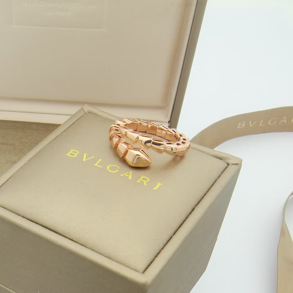 Bagsaaa Bv1g*ai Serpenti Ring