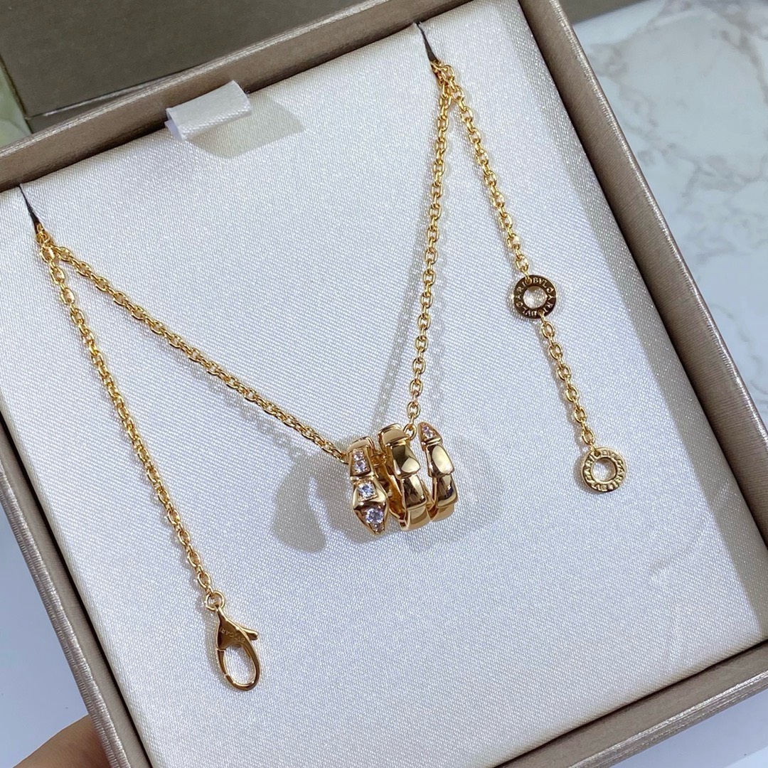 Bagsaaa Bv1g*ai Serpenti Necklace