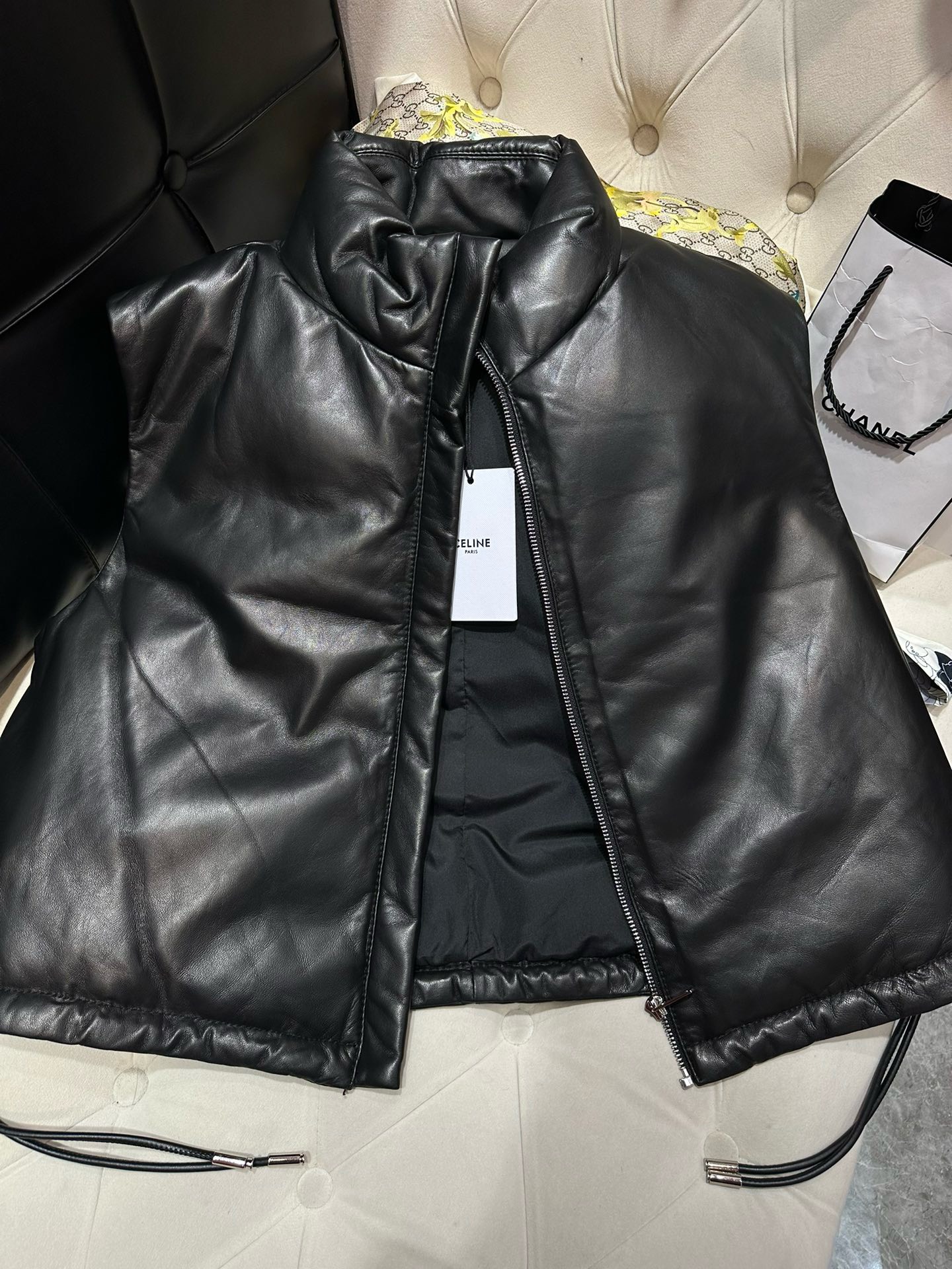 Bagsaaa Ce1i*e Leather Down Black Jacket